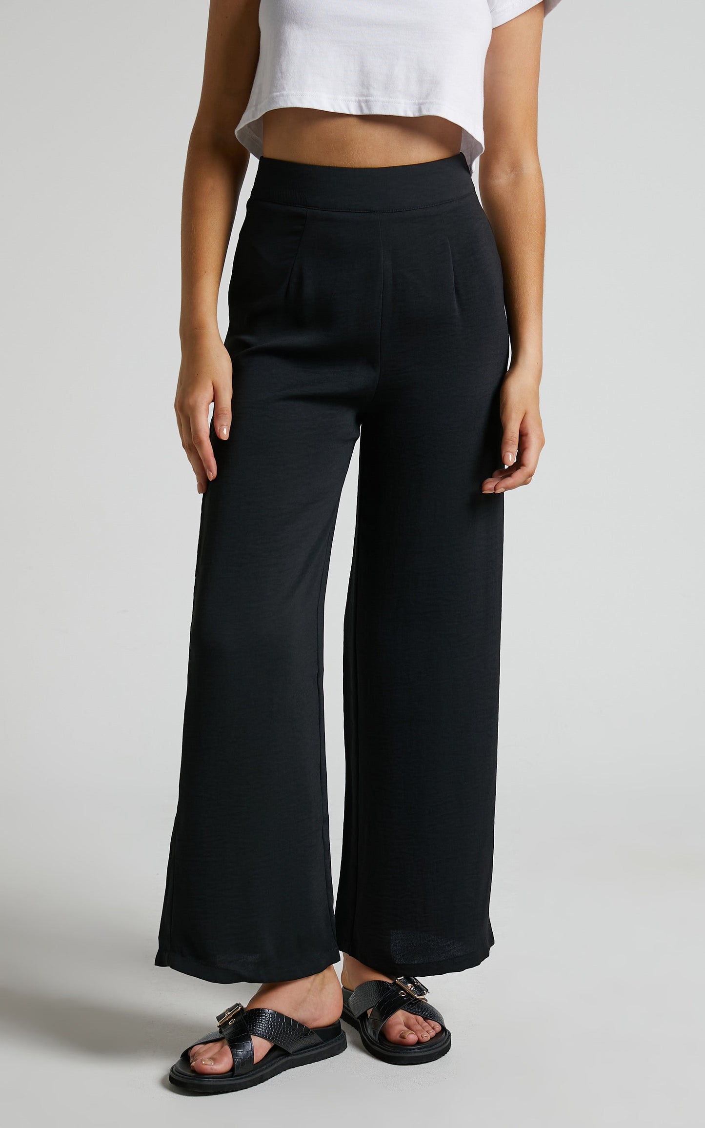 Blake Pants - Culotte Wide Leg Pants in Black