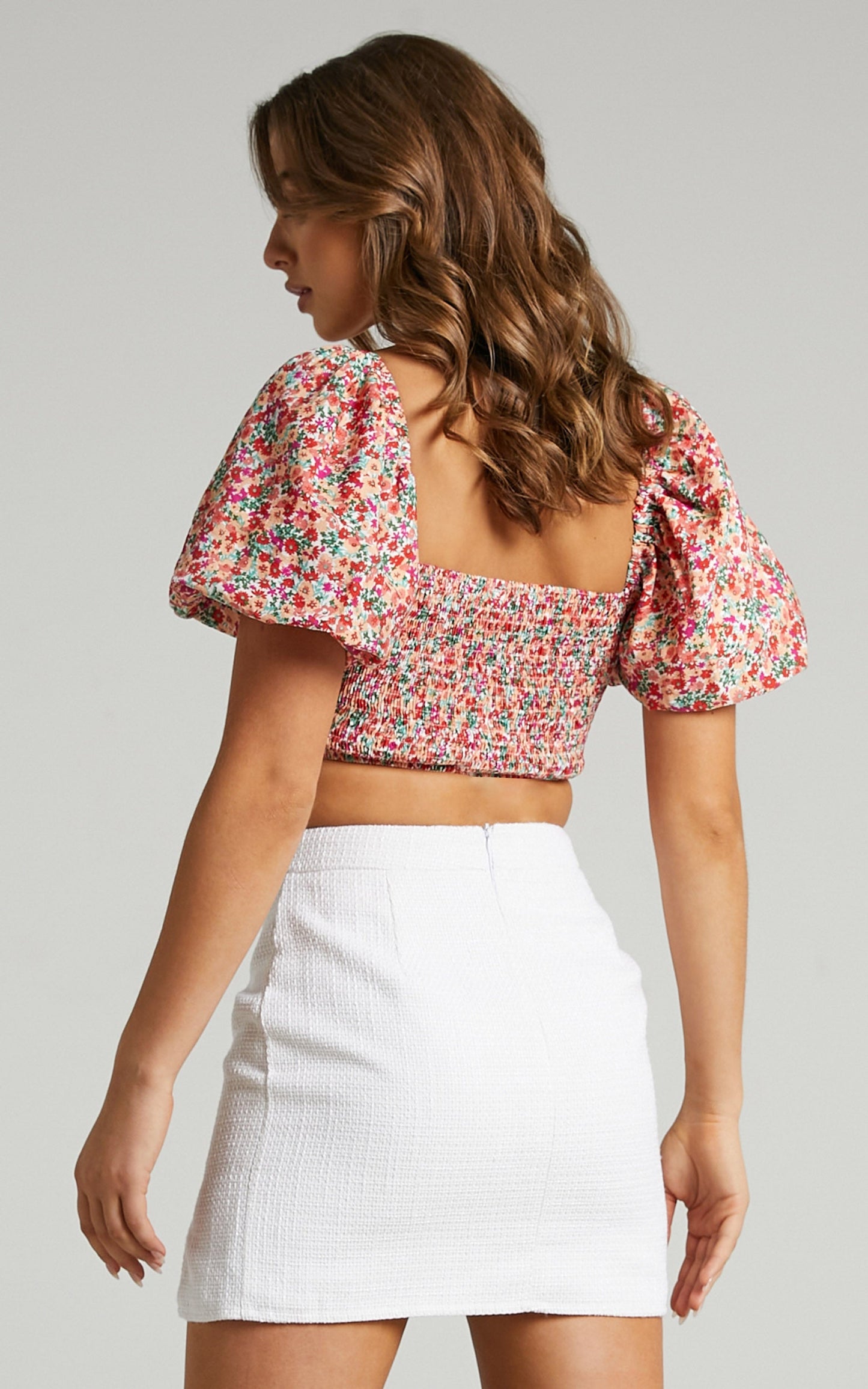 Brenlee Puff Sleeve Crop Top in Floral