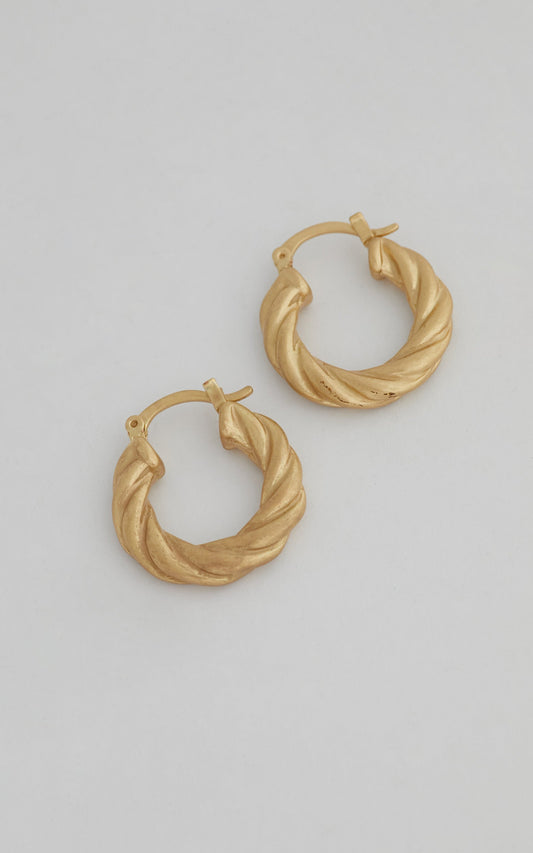 Brienz Twist Hoop Earrings in Gold