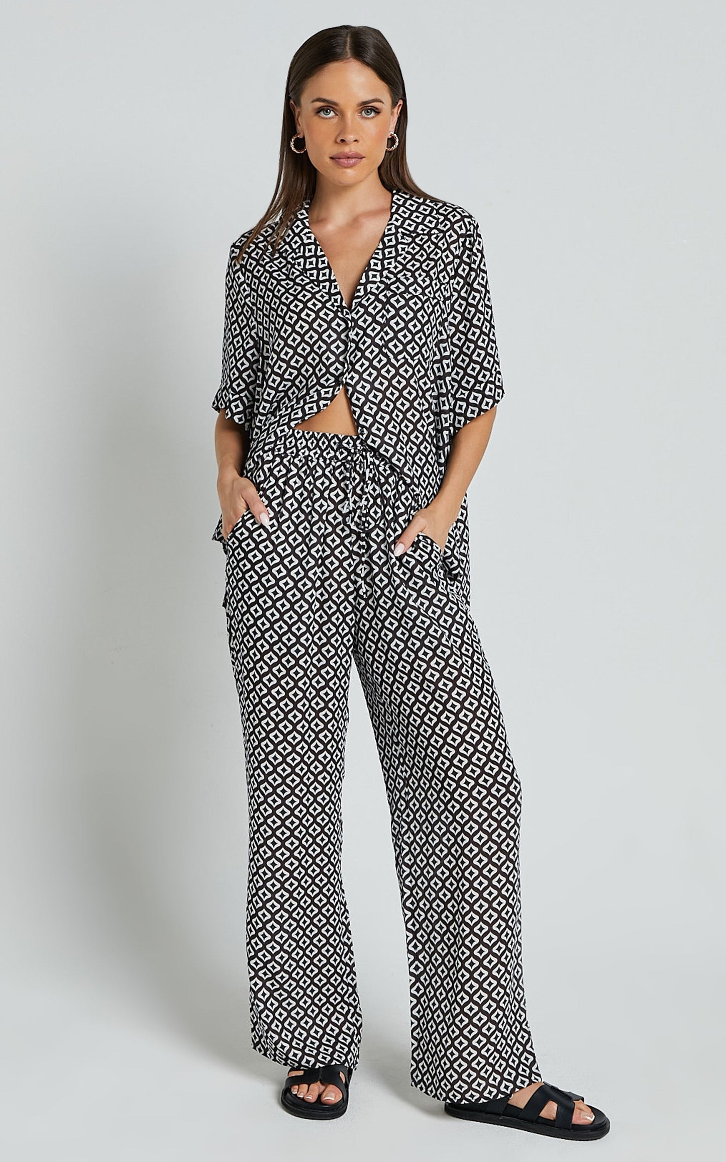 Brunita Pants - Mid Waisted Relaxed Elastic Waist Pants in Arluna Geo Print