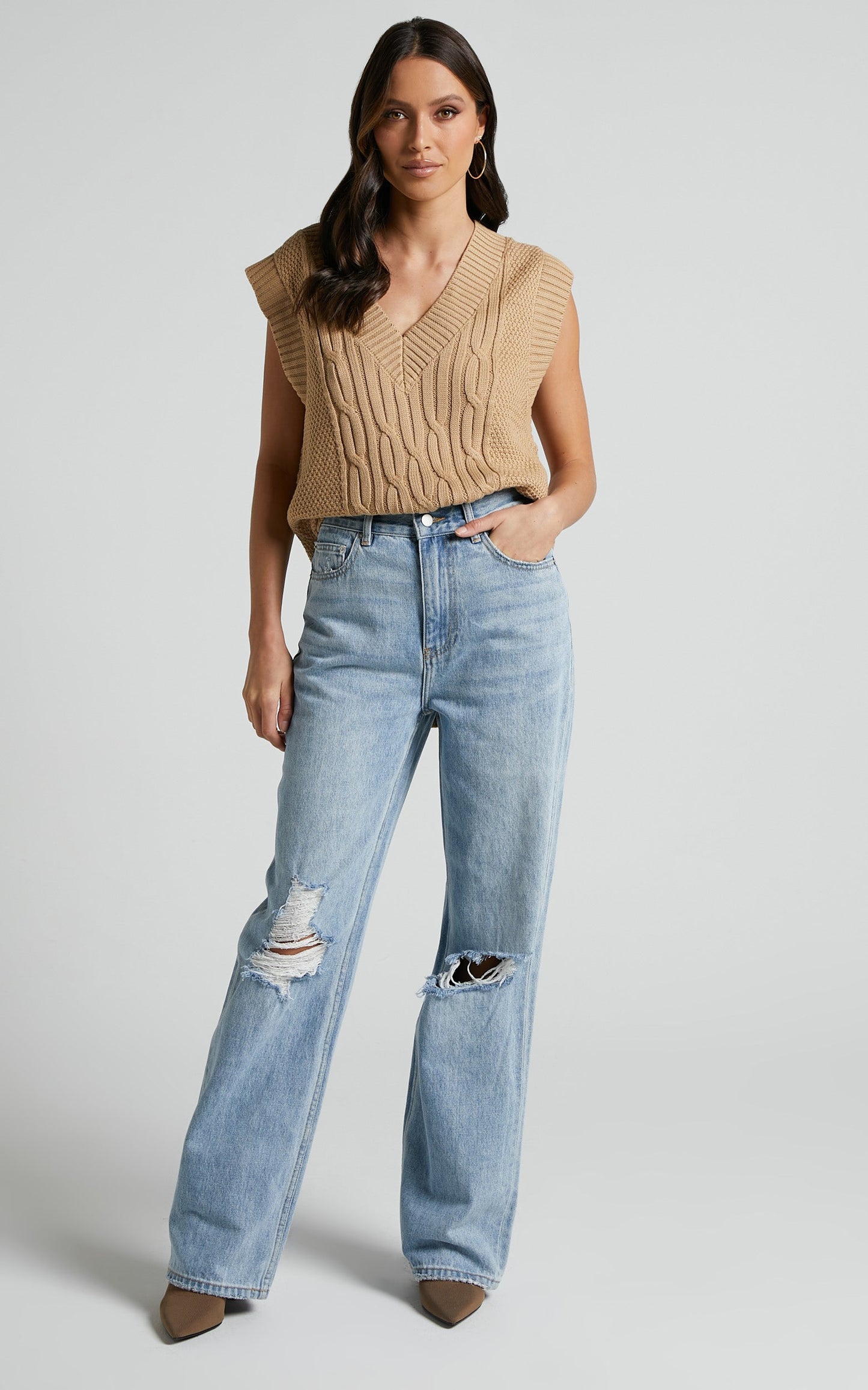 Cadha Vest - Knit Sweater Vest in Camel