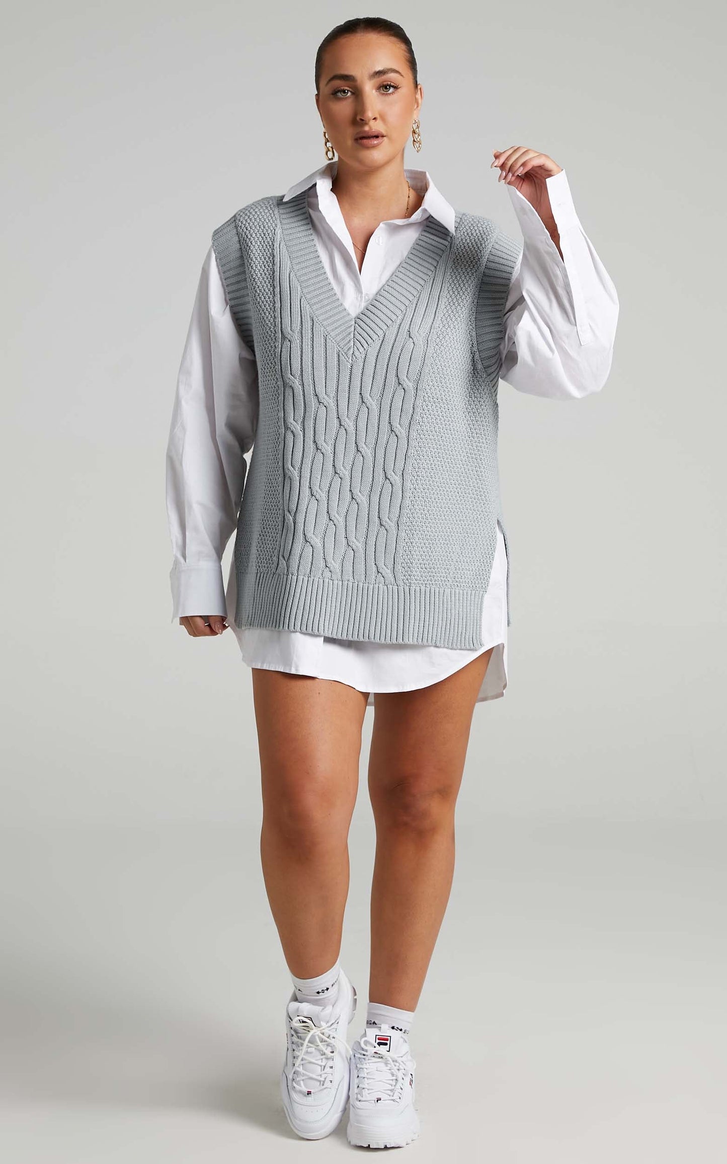 Cadha Vest - Knit Sweater Vest in Grey