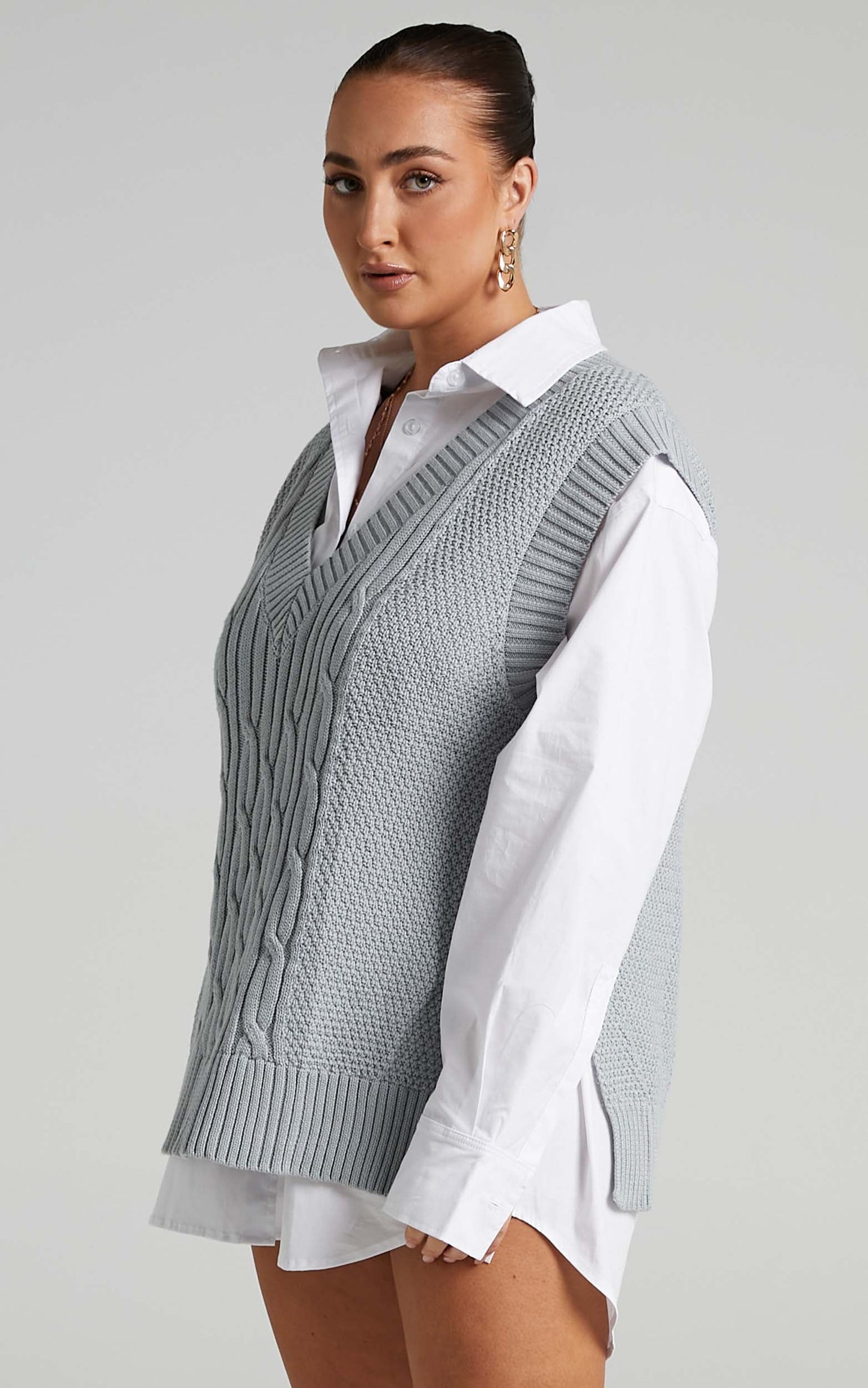 Cadha Vest - Knit Sweater Vest in Grey