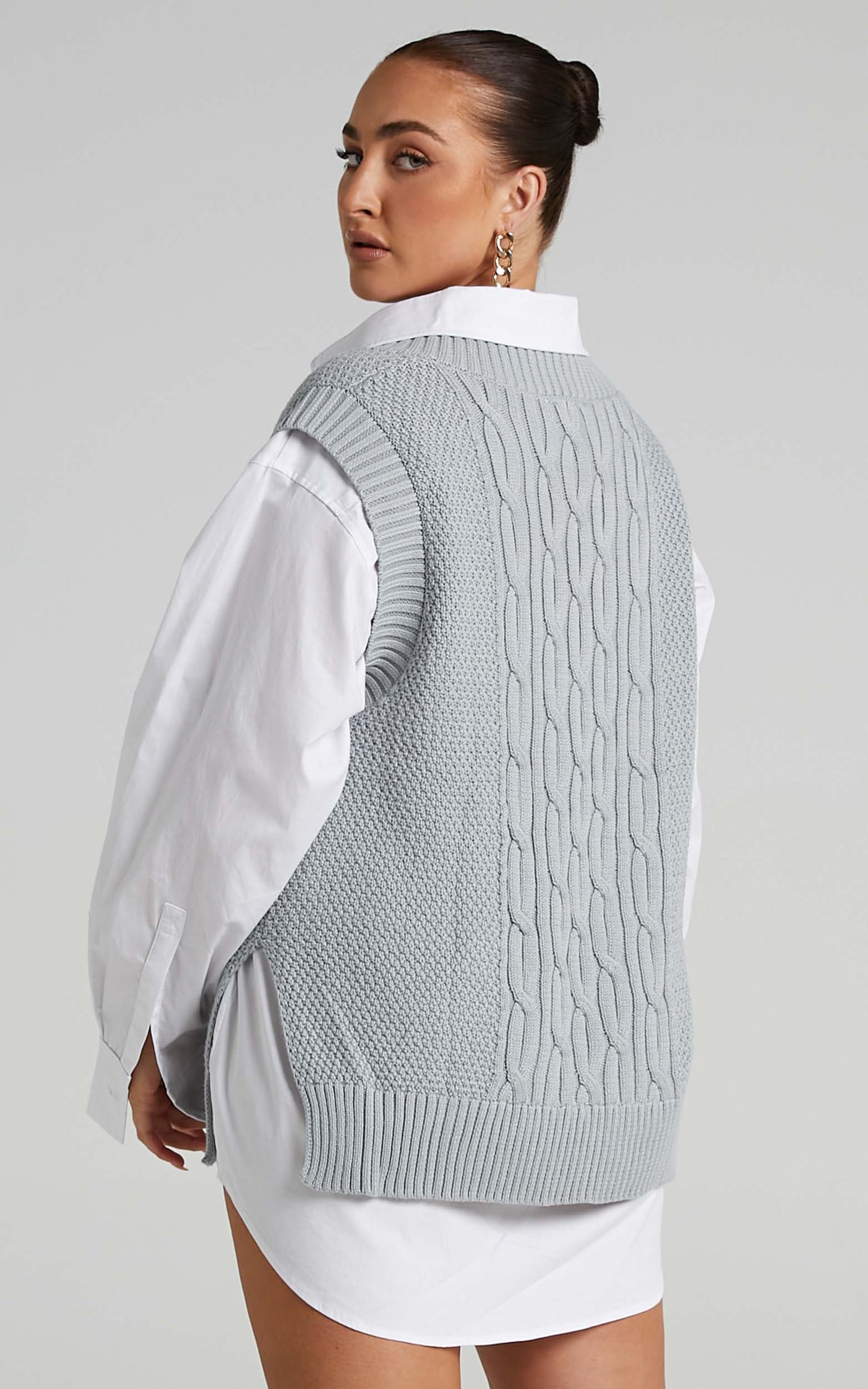 Cadha Vest - Knit Sweater Vest in Grey