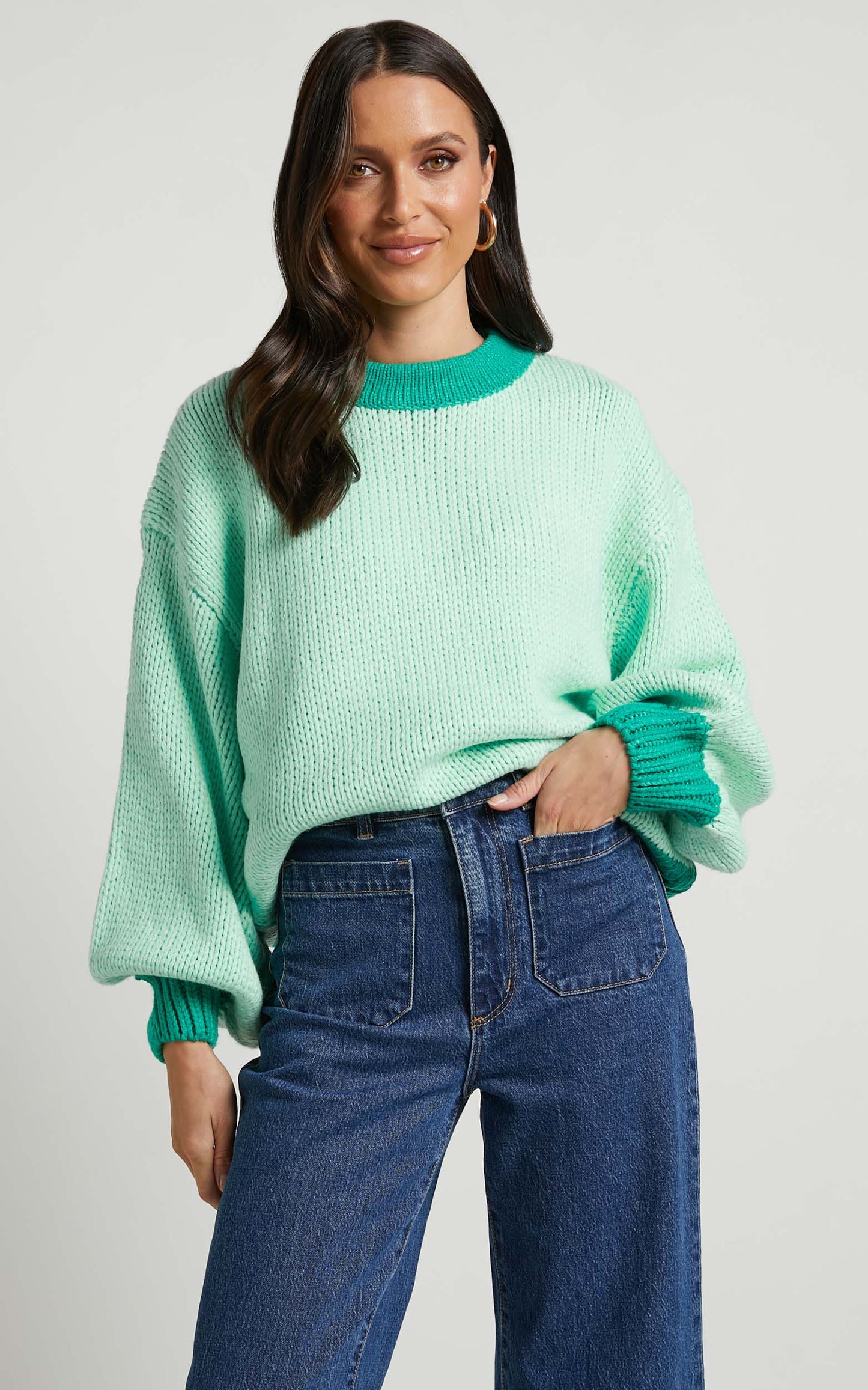 Carmen Jumper - Crew Neck Colour Contrast Thick Knit Jumper in Green