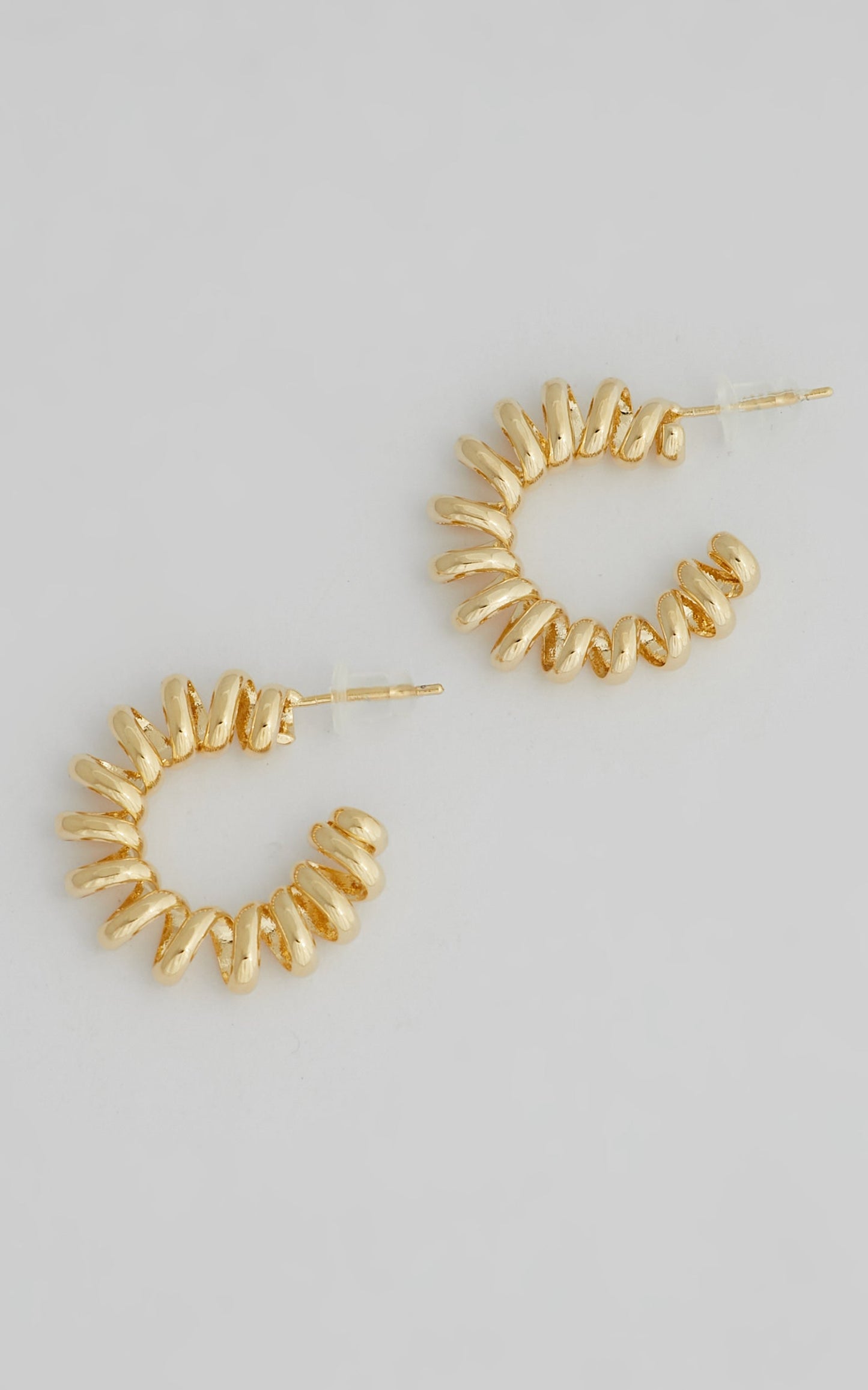 Carol Spiral Hoop Earrings in Gold