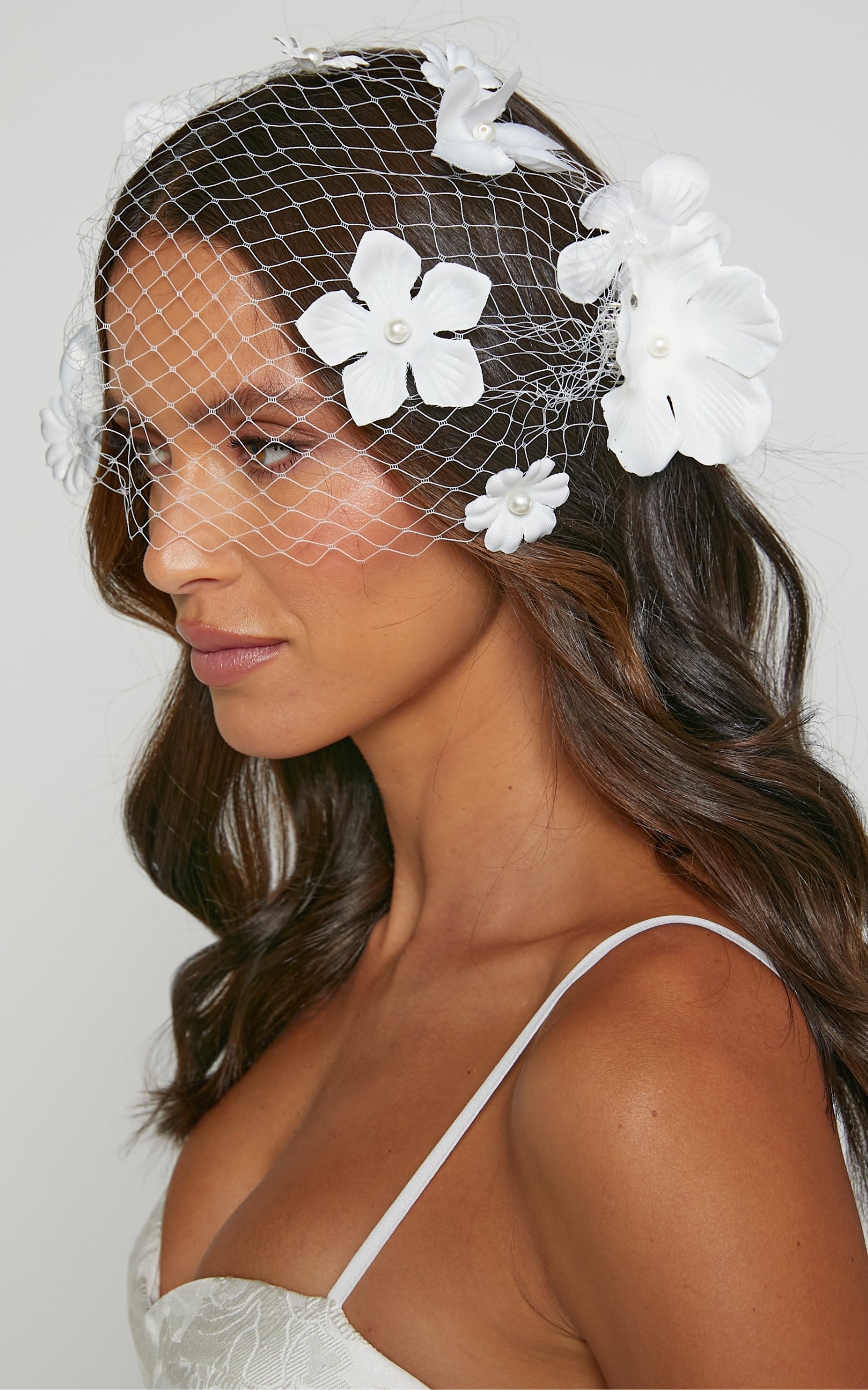 Celeisa Headpiece in White