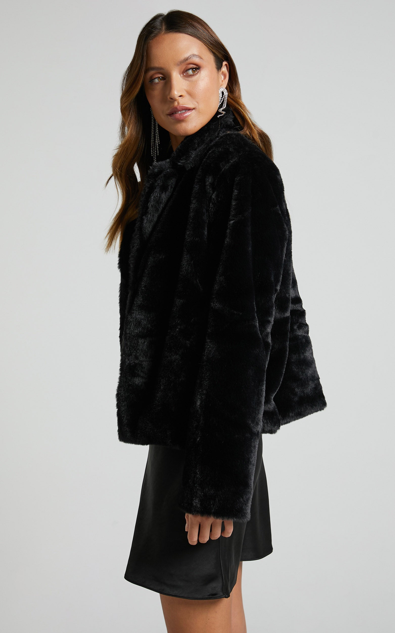 Cezziah Jacket - Faux Fur Jacket in Black
