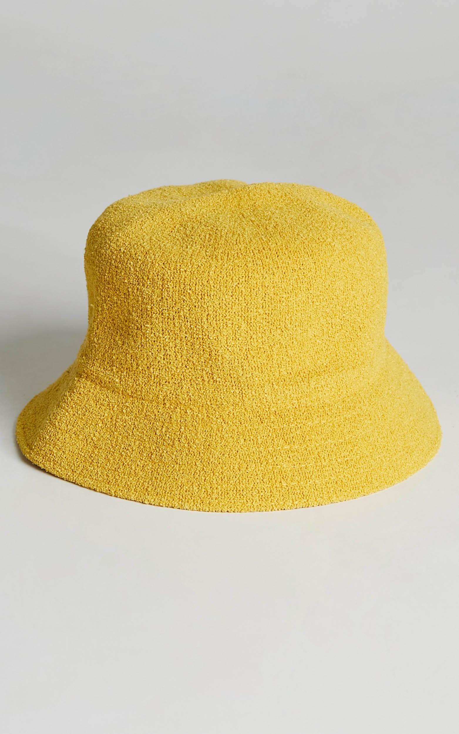 Charita Bucket Hat in Yellow