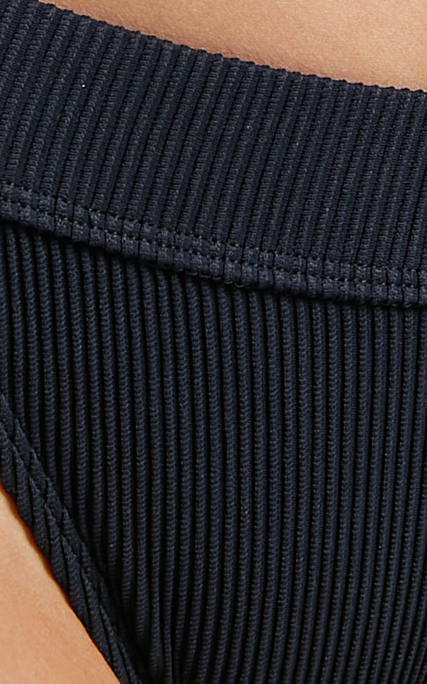 Charlie Holiday - Bamba Top in Black
