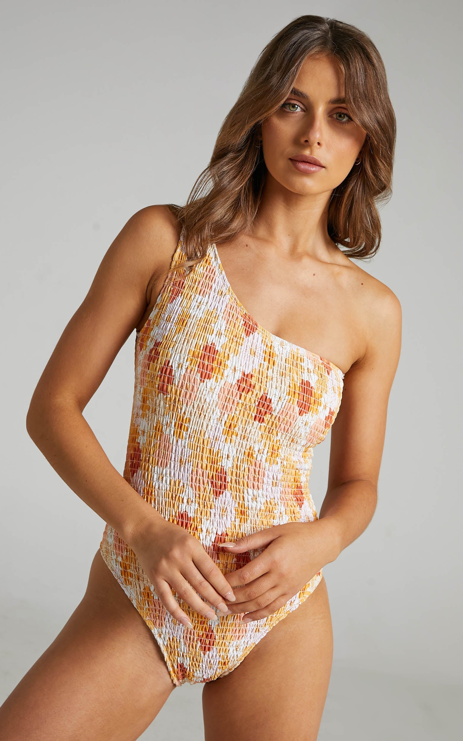 Charlie Holiday - Dynasty One Piece in Seventies Floral