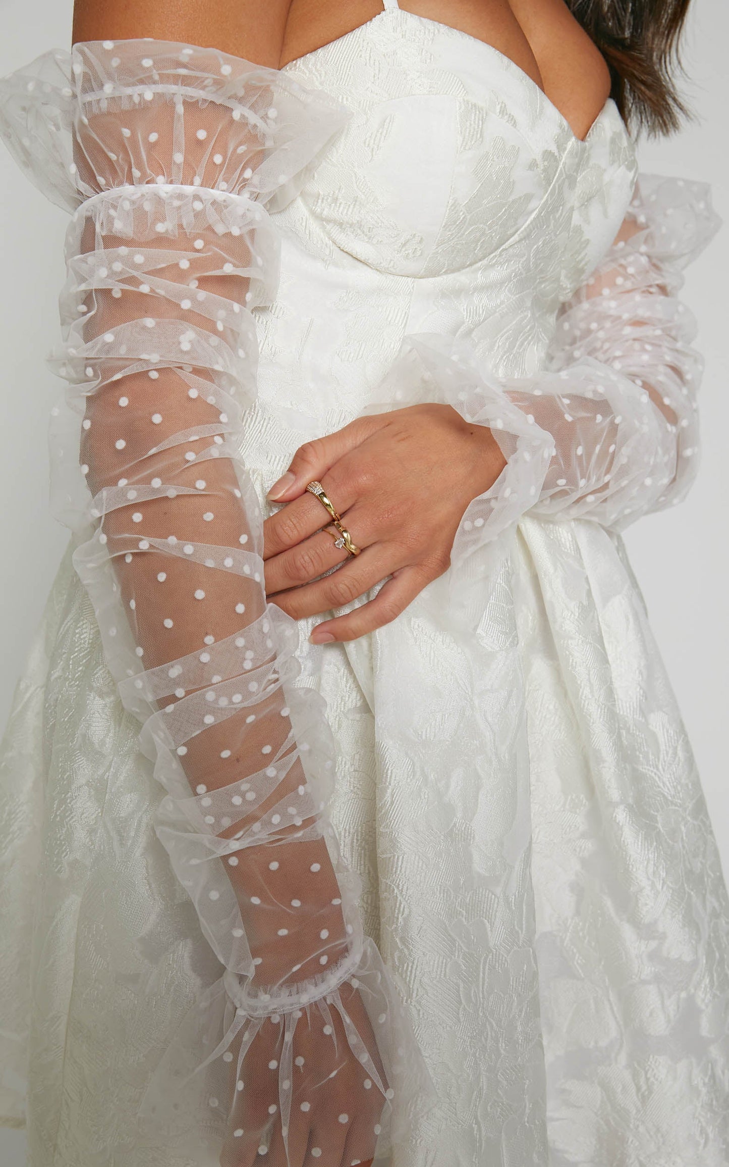 Charry Gloves in White