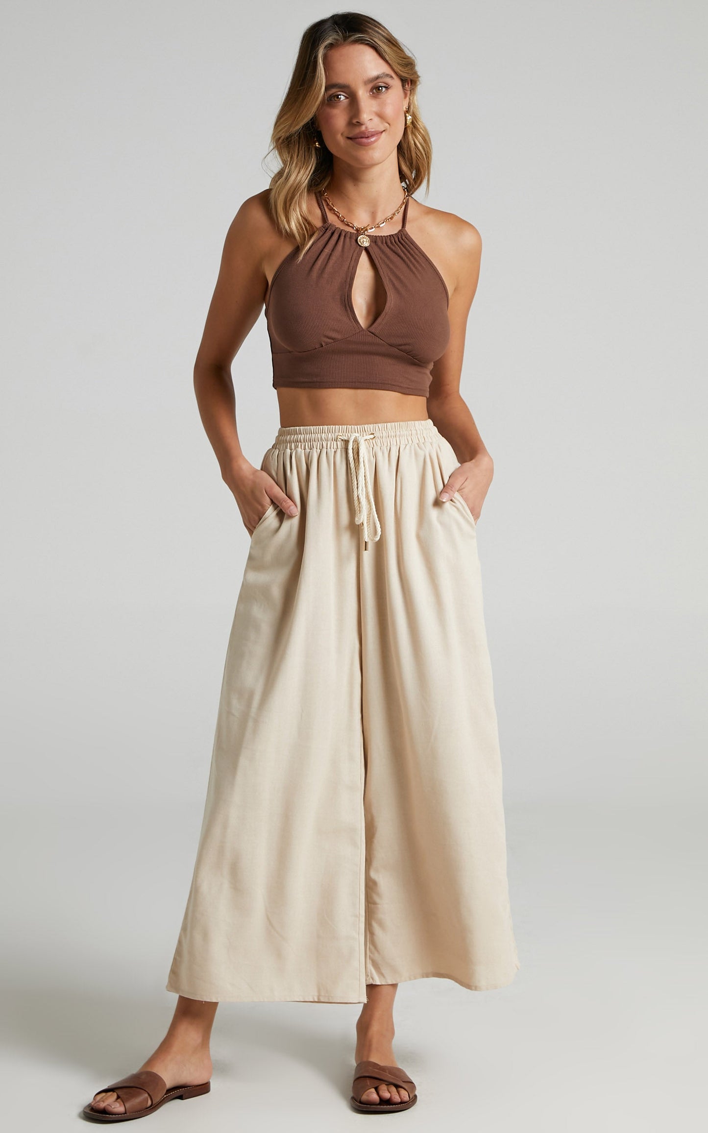 Chenoa Pants in Beige