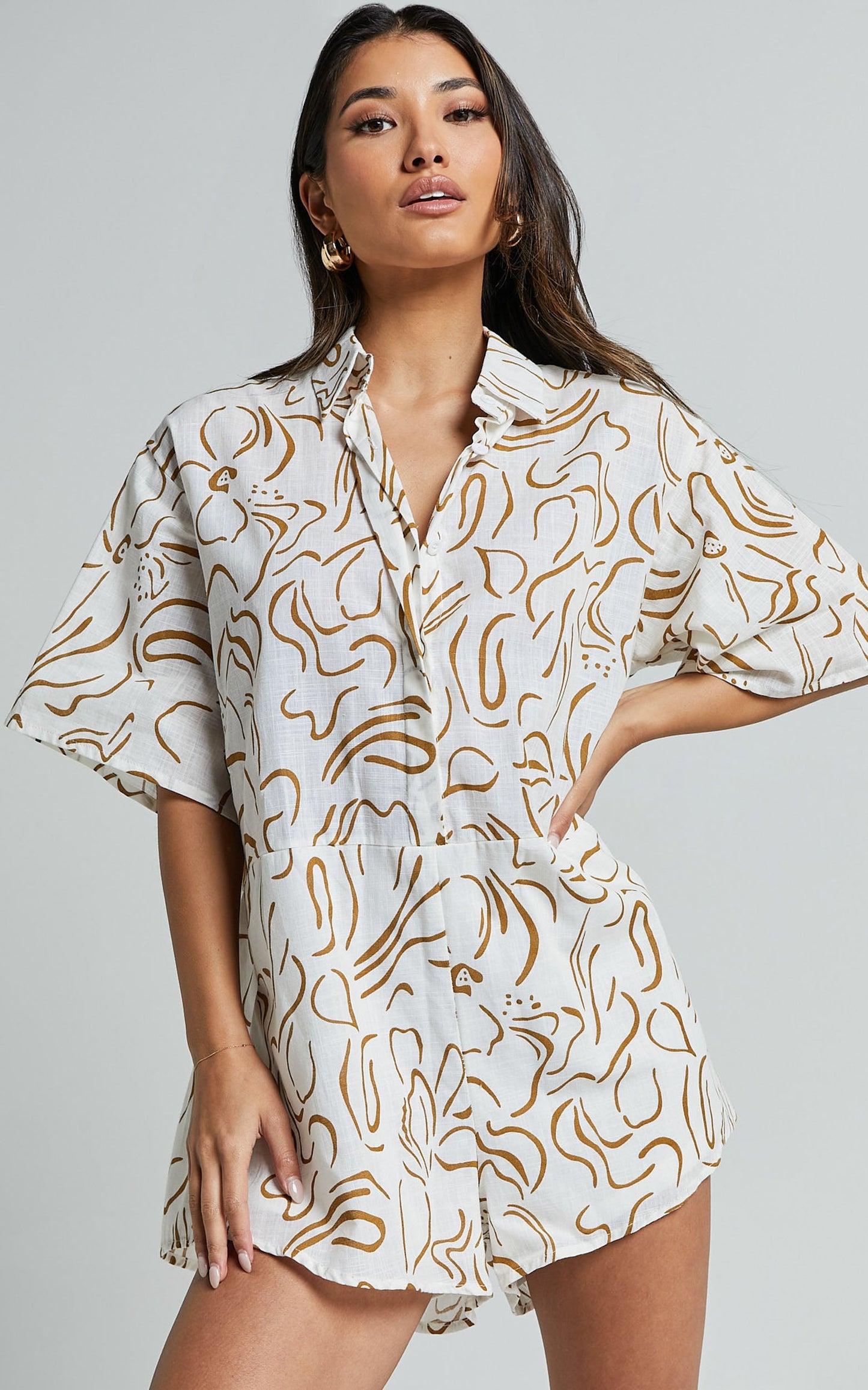 Courtney Playsuit - Short Sleeve Relaxed Button Front Linen Look Feel Playsuit in Cream and Choc Swirl