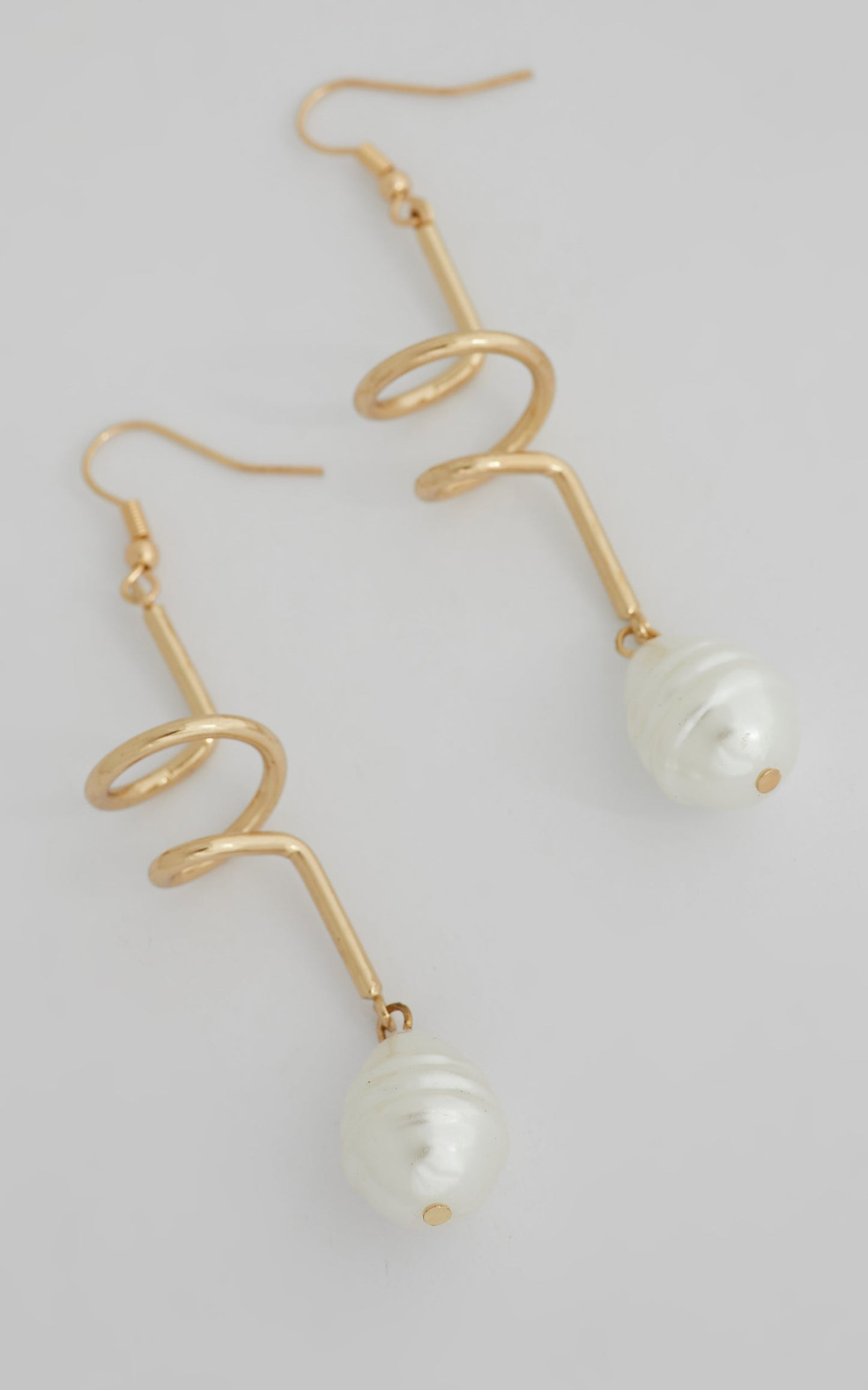 Crisha Twisted Pearl Drop Earrings in Gold