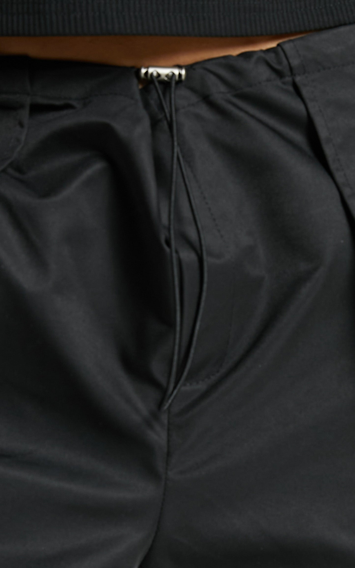 Damien Cargo Pants in Black