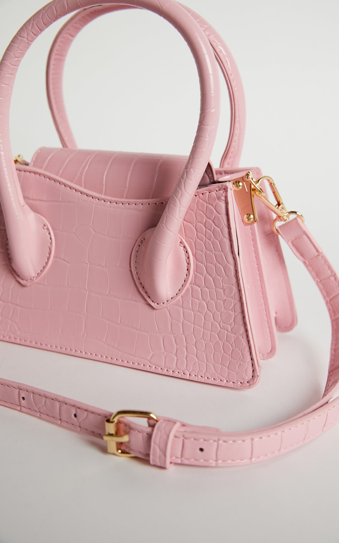 Daphne Mini Crossbody Bag in Pink