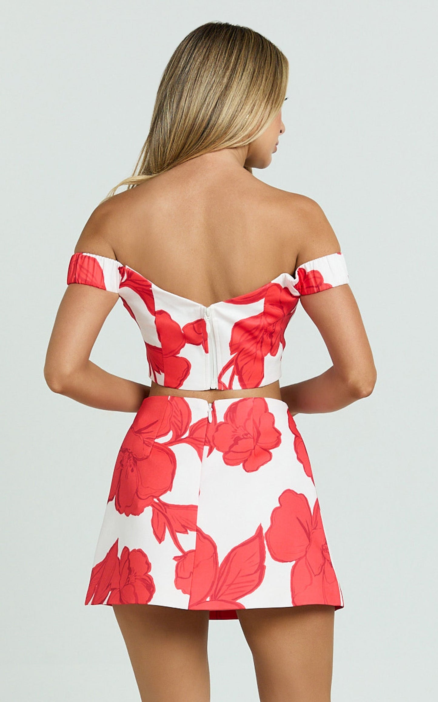 Darcy Mini Skirt - Structured Printed Tulip Skirt in Bouquet Di Fiori