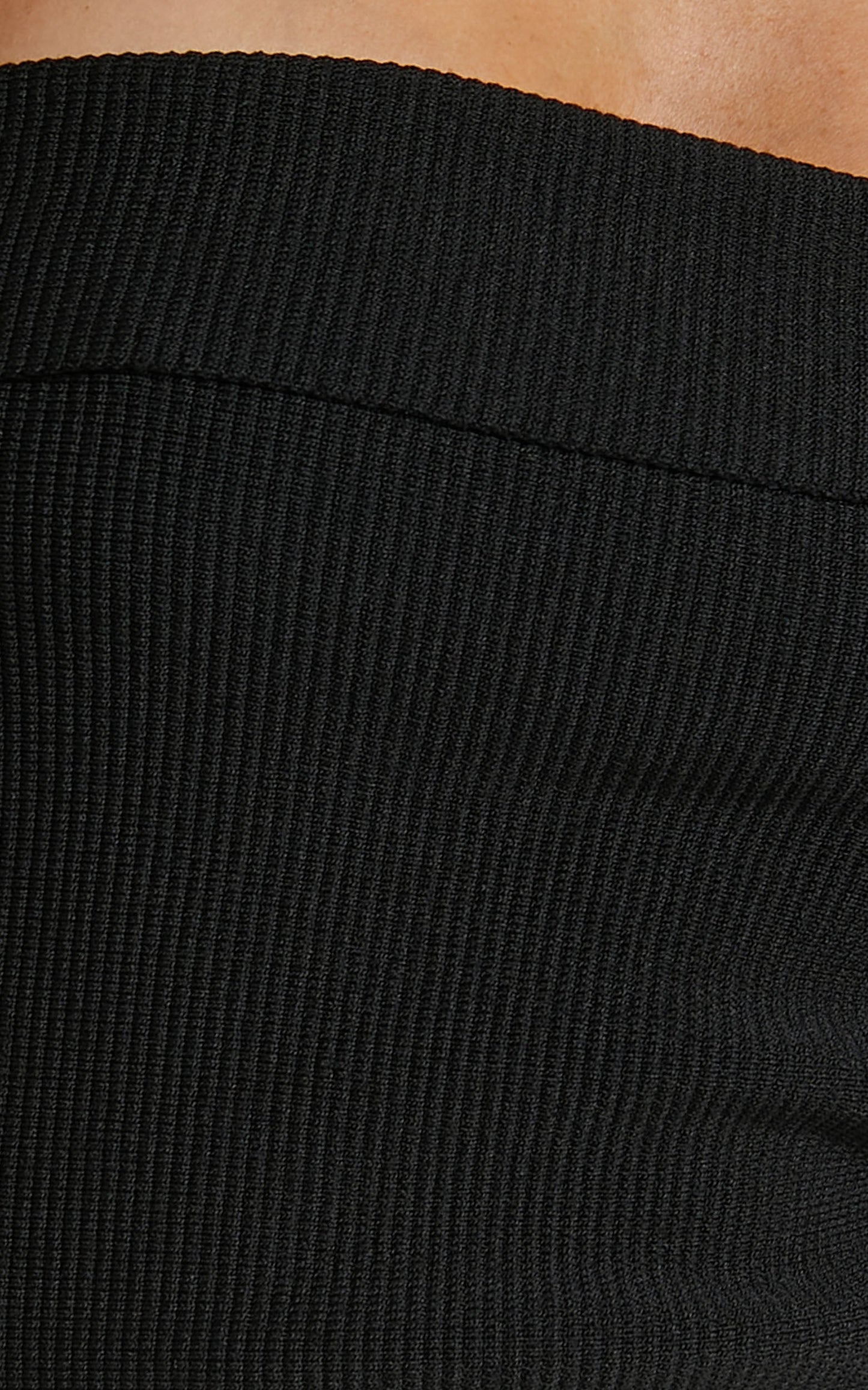 Daylon Top - Strapless Rib Knit Bandeau Top in Black