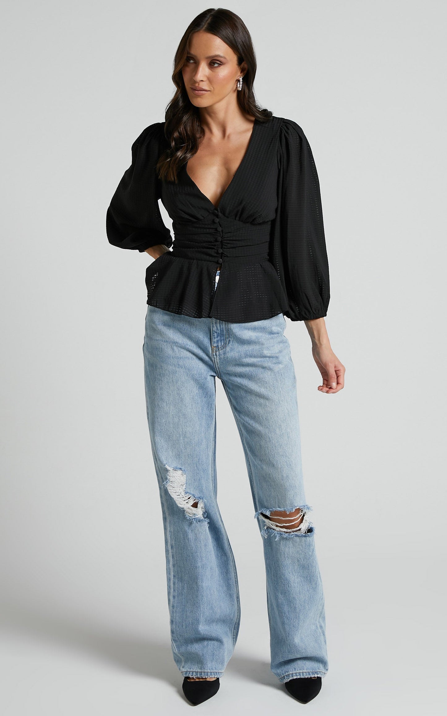 Dellah Long Sleeve V Neck Top in Black