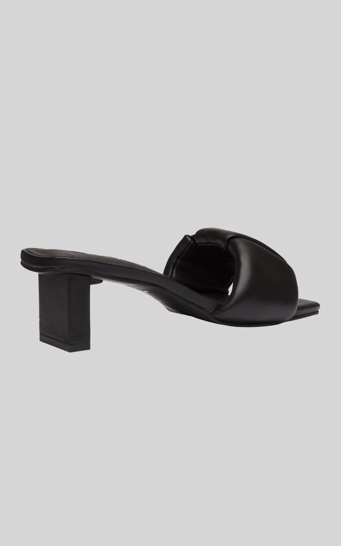 Sol Sana - Desiree Mule in Black