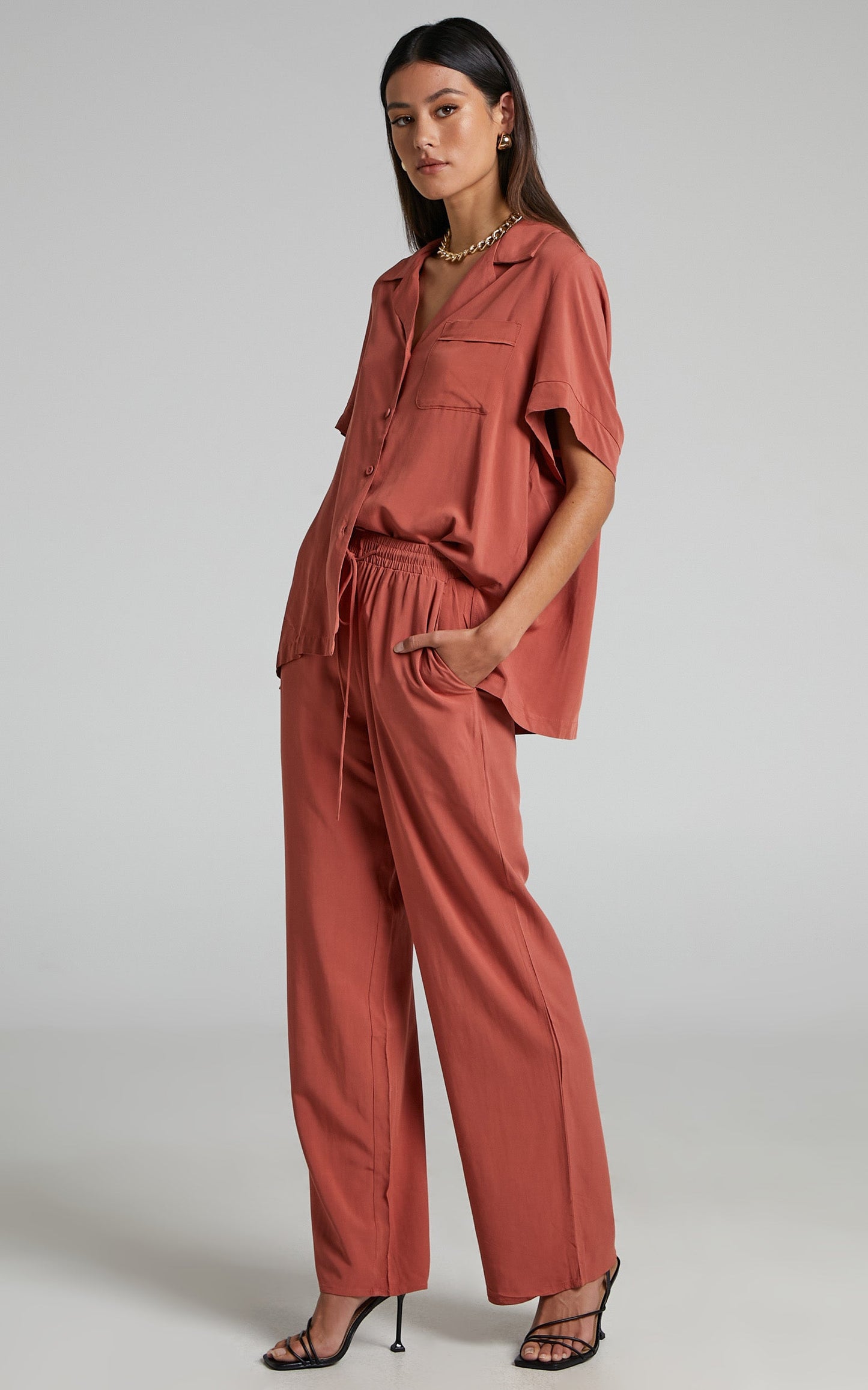Devina High Waisted Straight Leg Pants in Clay