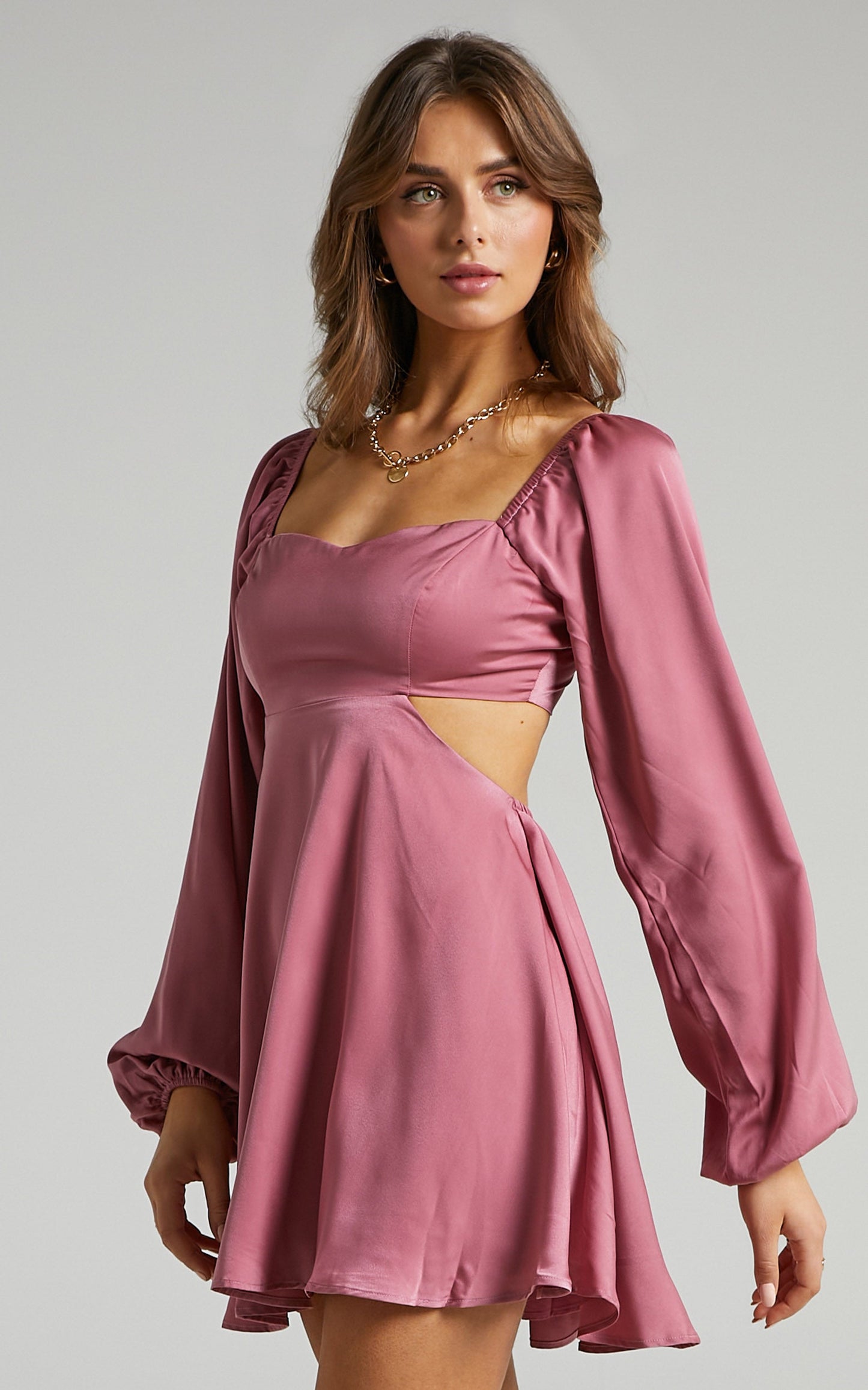 Dolci Mini Dress - Cut Out Long Sleeve Dress in Dusty Rose