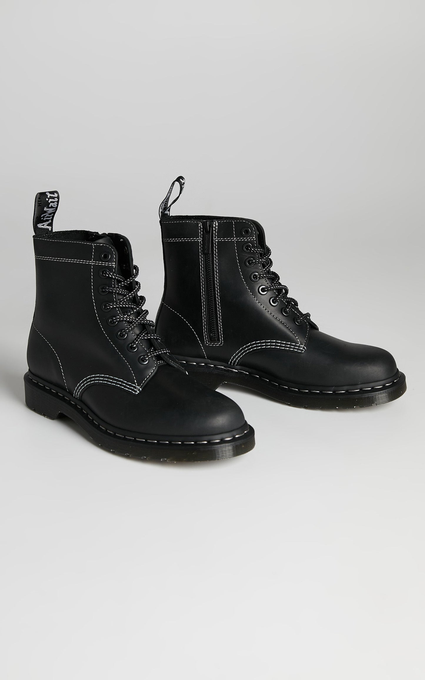Dr. Martens - 1460 Pascal Zipped 8 Eye Boot in Black Streeter