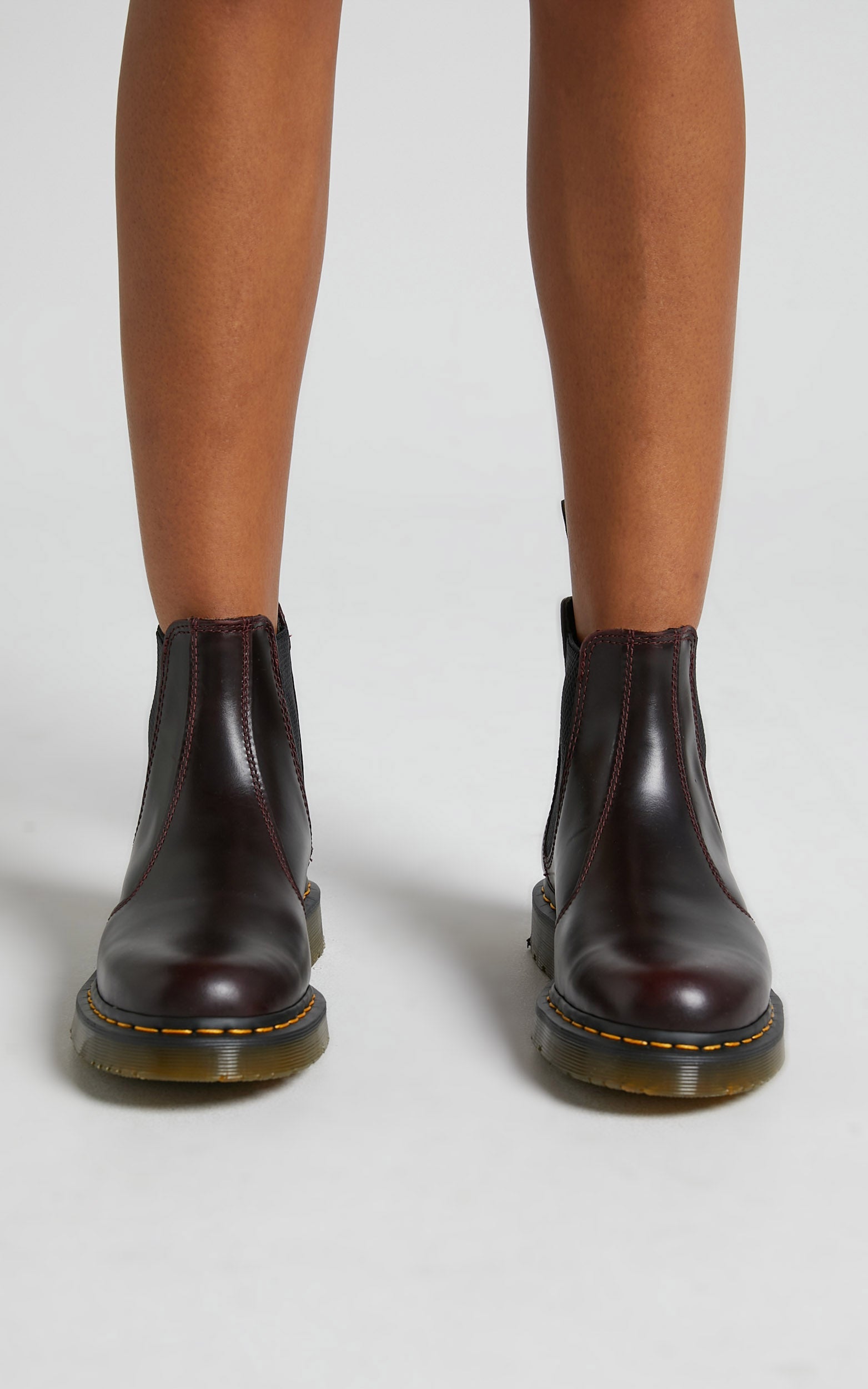 Dr. Martens - CHELSEA BOOTS in Oxblood
