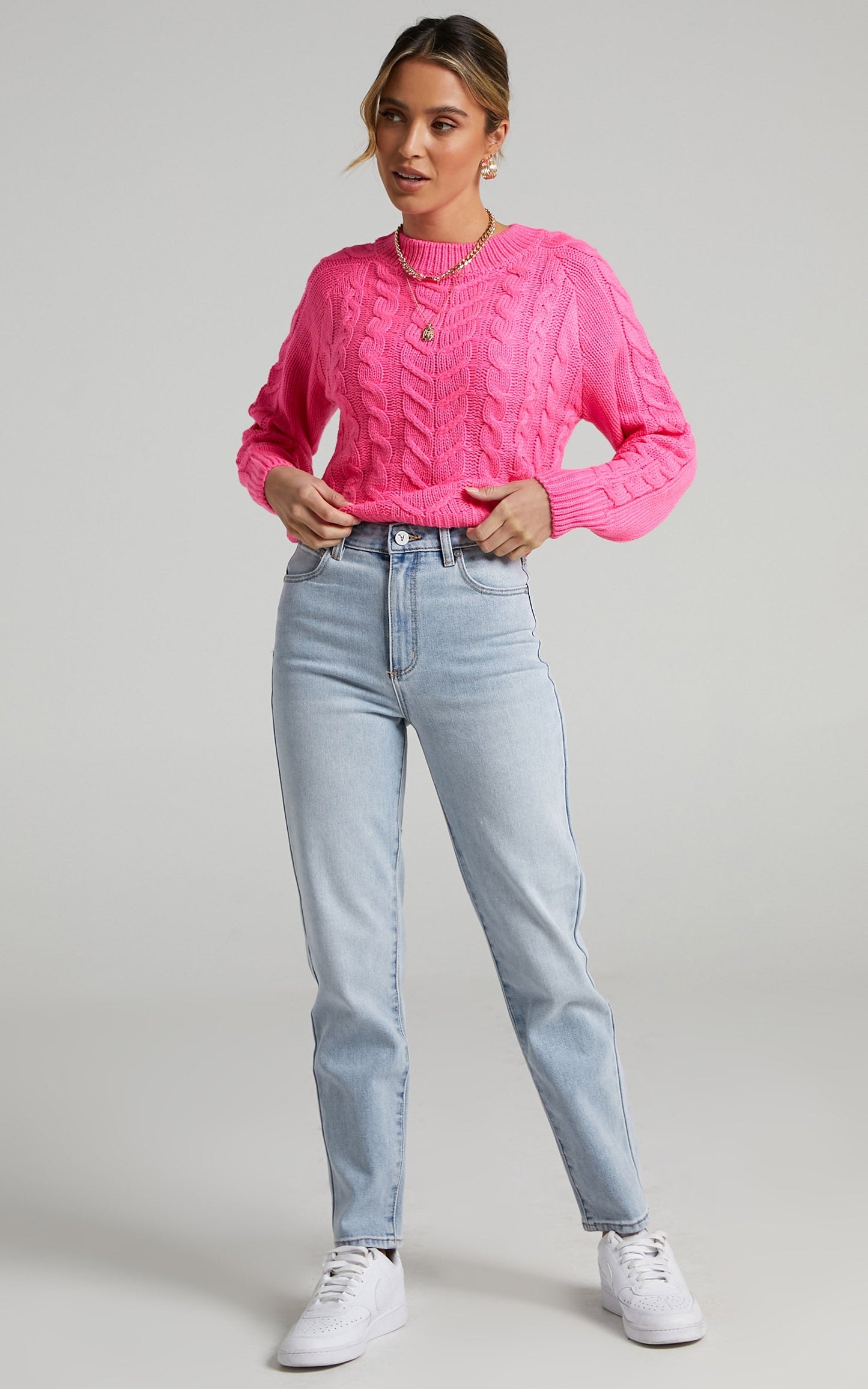 Duffy Knit Jumper in Hot Pink