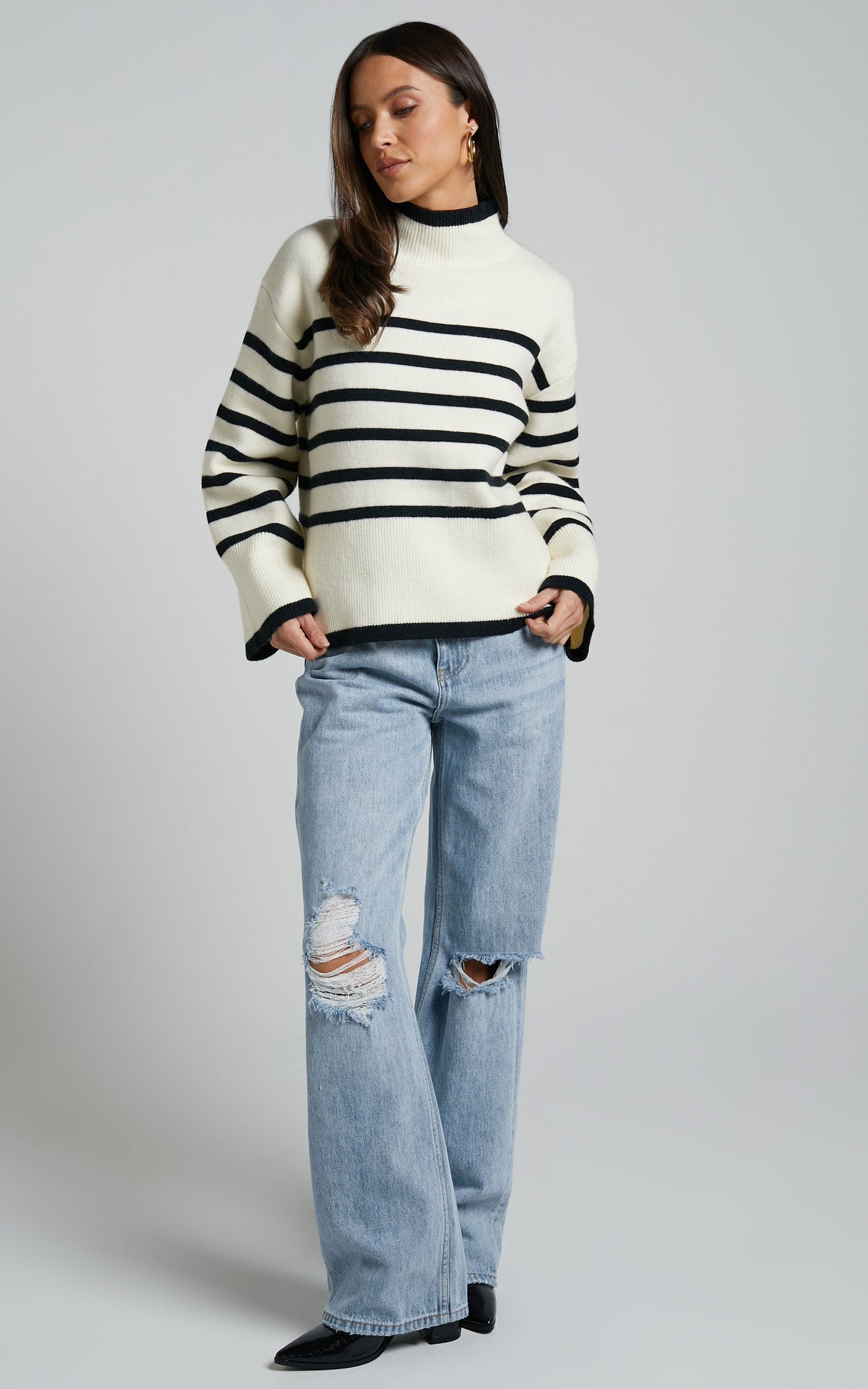Ehliza Jumper - Mock Neck Wide Sleve Knit Jumper in Cream / Black