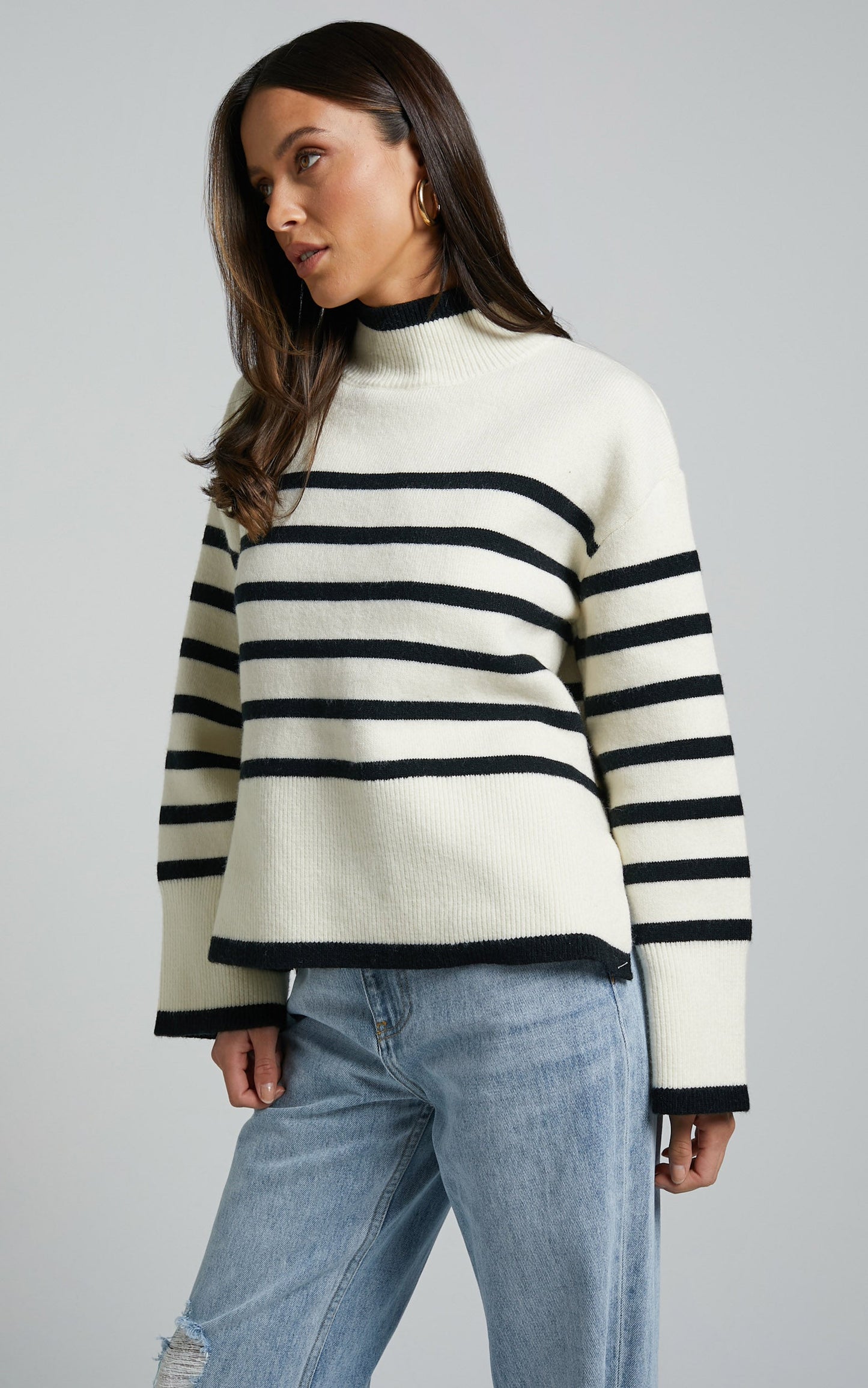 Ehliza Jumper - Mock Neck Wide Sleve Knit Jumper in Cream / Black