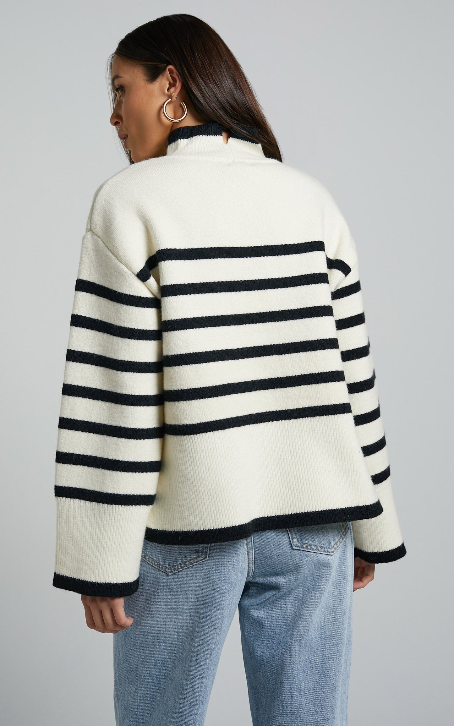 Ehliza Jumper - Mock Neck Wide Sleve Knit Jumper in Cream / Black