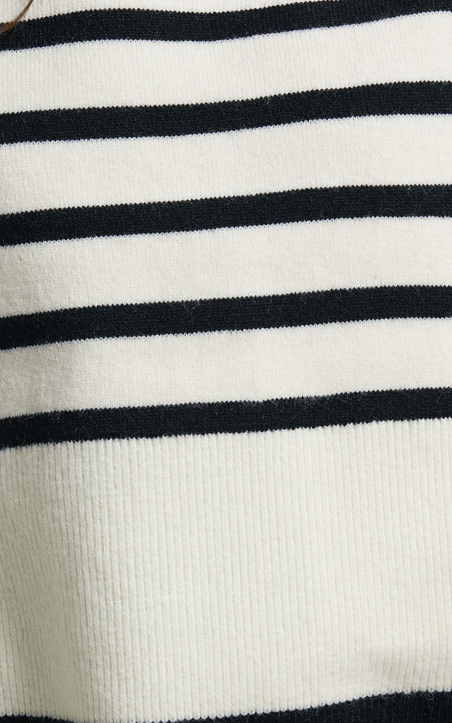Ehliza Jumper - Mock Neck Wide Sleve Knit Jumper in Cream / Black