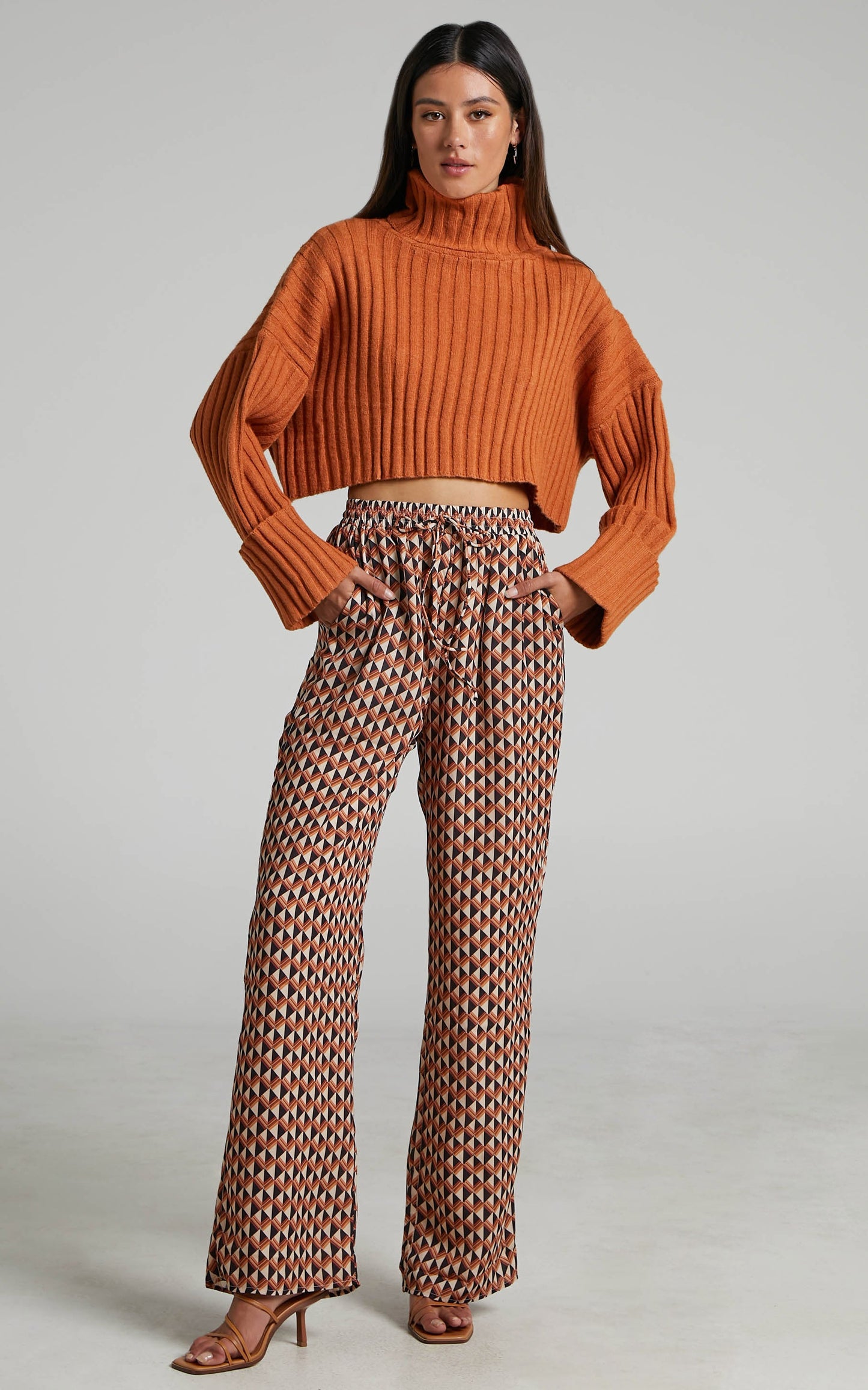 Eilika Cropped Roll Neck Knit Jumper in Tan