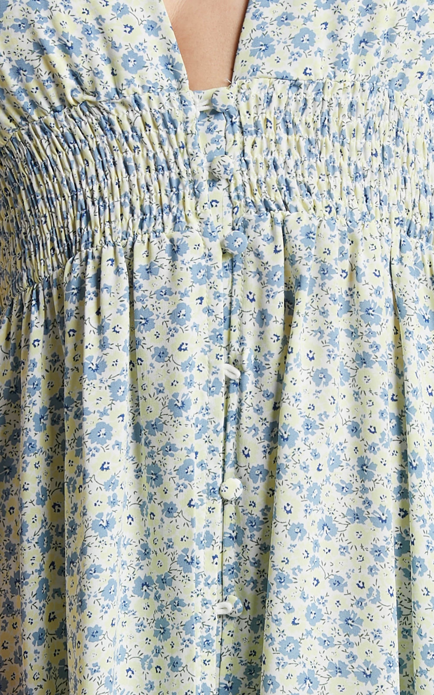 Elenita Midi Dress - Short Sleeve Shirred Waist Dress in Light Blue Floral