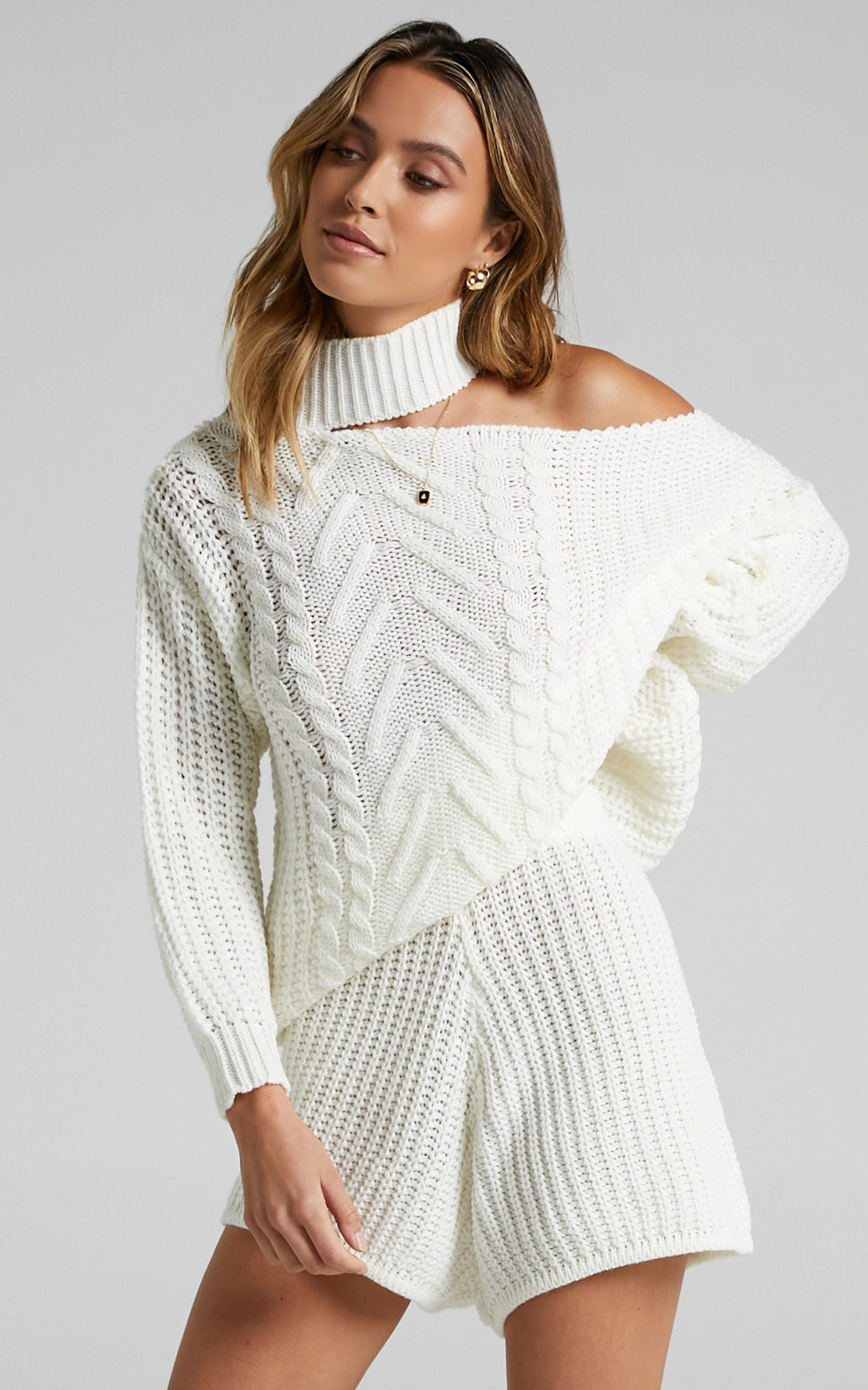 Elli Two Piece Set in White