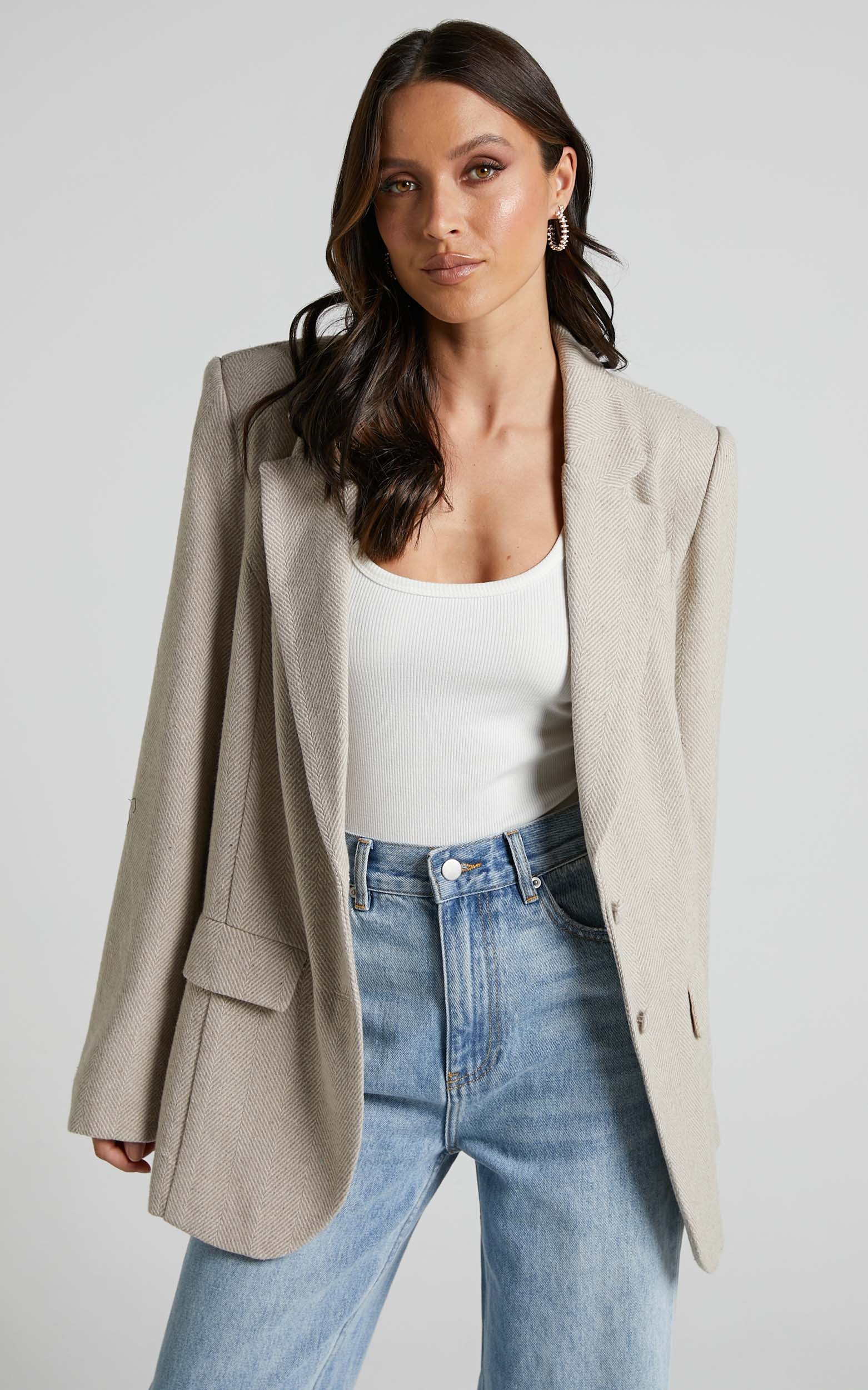Elliat Blazer - Single Breasted Long Sleeve in Neutral Herringbone
