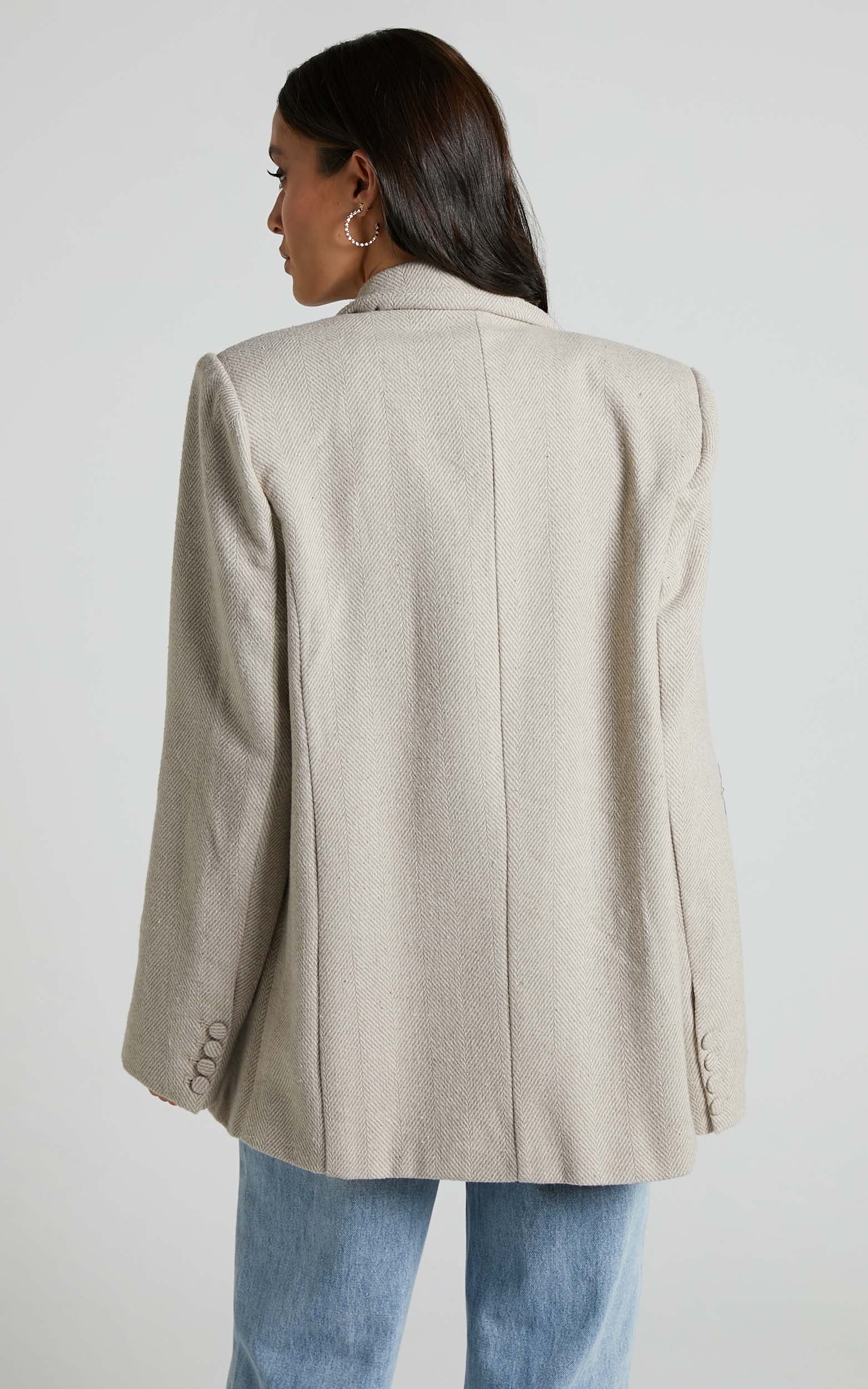 Elliat Blazer - Single Breasted Long Sleeve in Neutral Herringbone