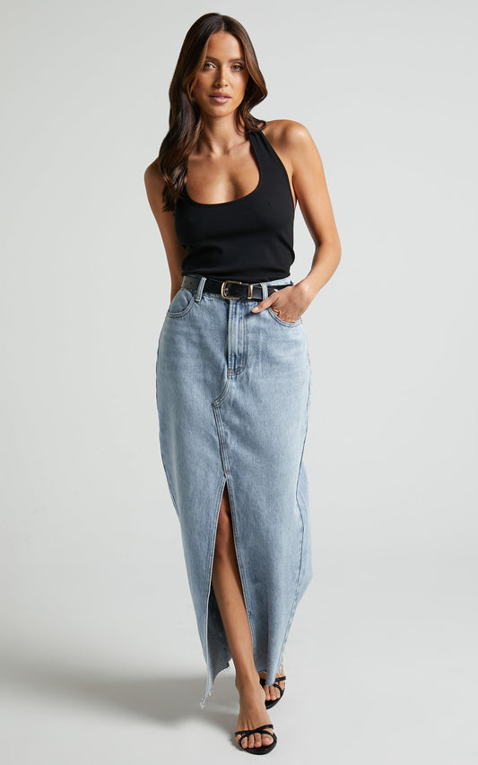 Elodie Top - Halter Scoop Neck Top in Black