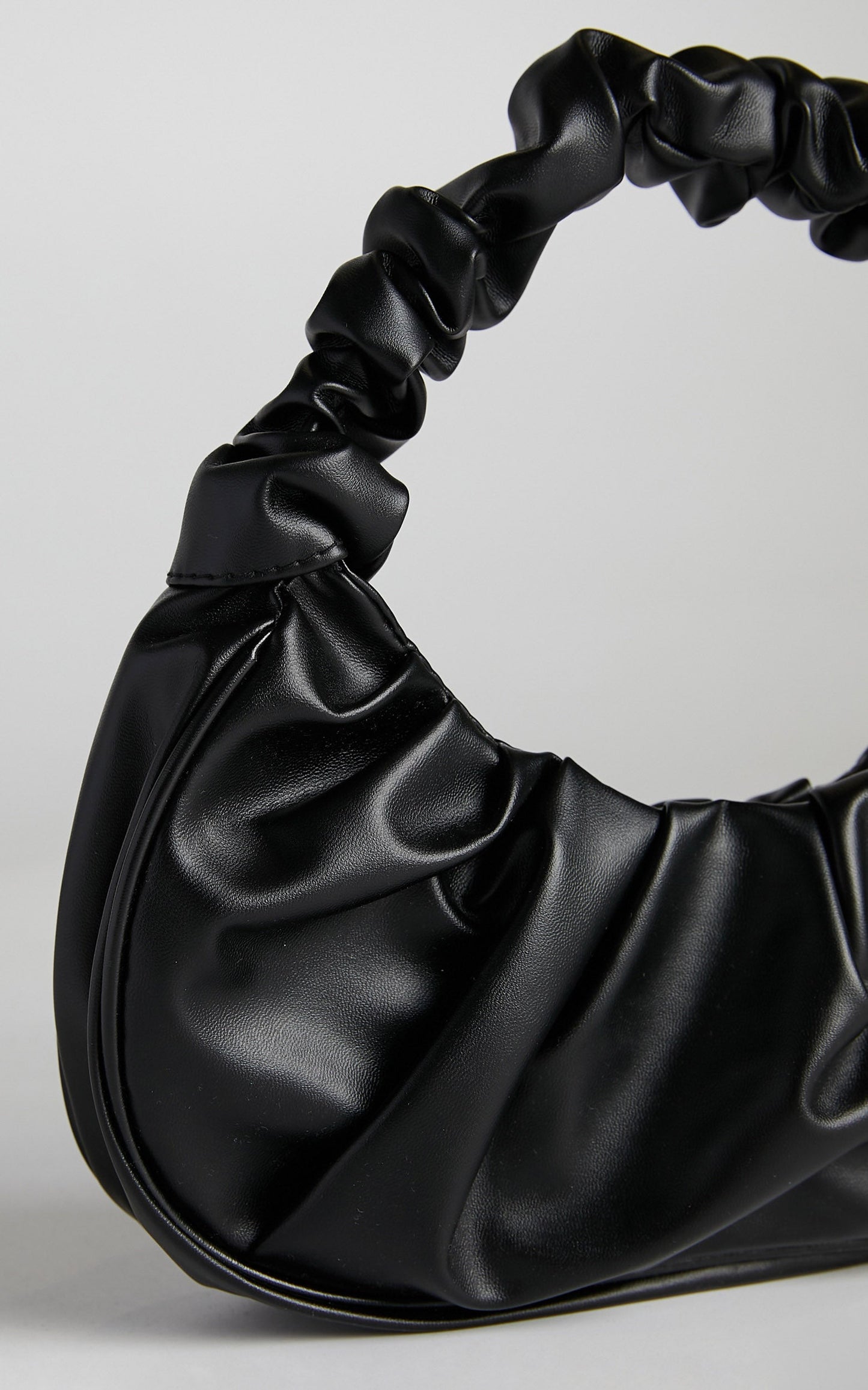 Fabiola Bag in Black