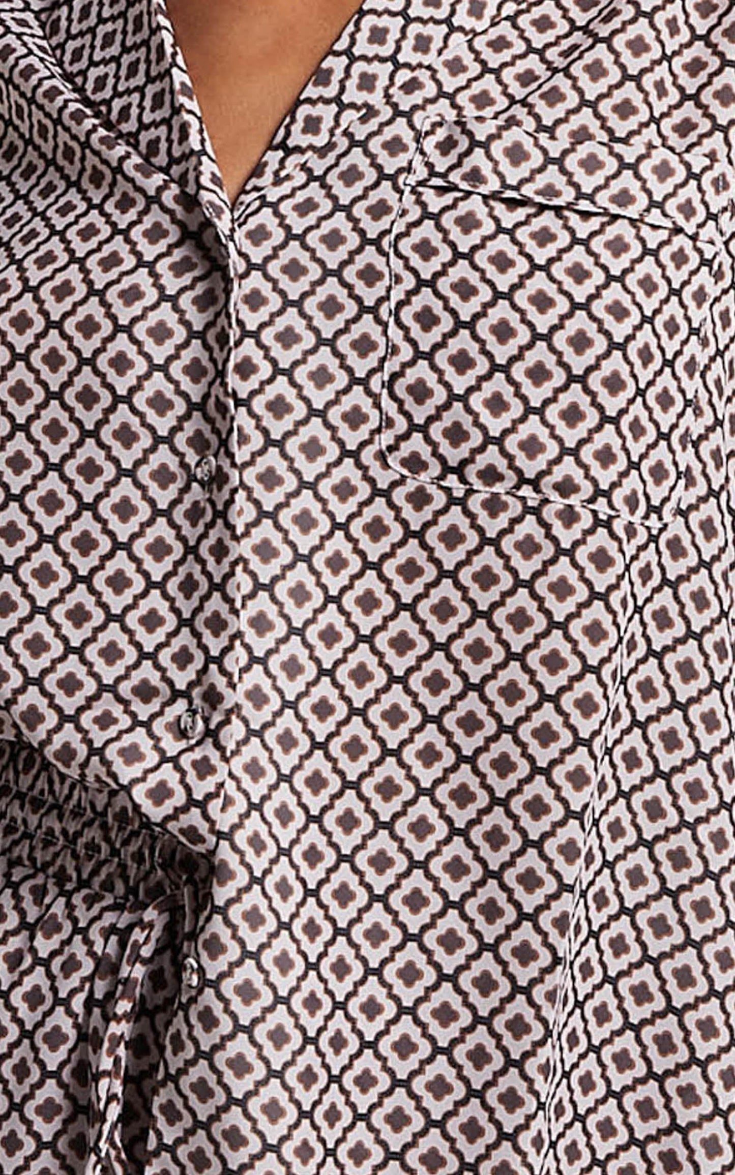 Brunita Shirt - Relaxed Short Sleeve Shirt in Moroccan Geo
