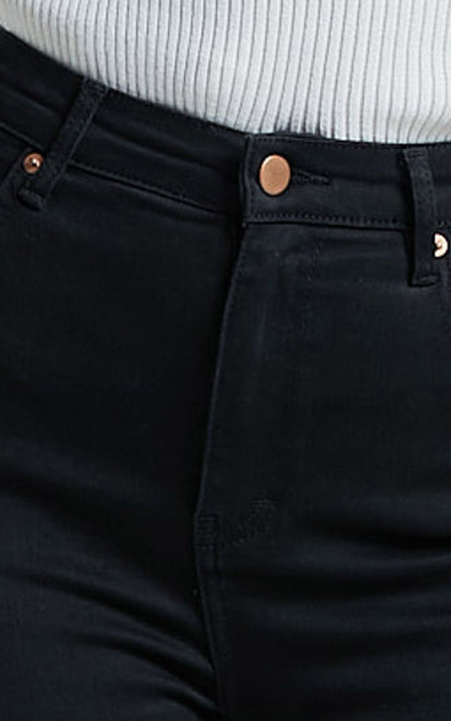 Lucilla Jeans - High Waisted Contour Fitted Denim Jeans in Black Wash