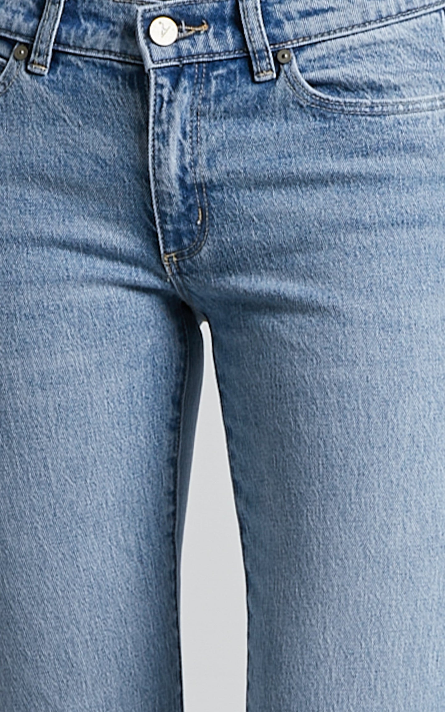 Abrand - A '99 Low Boot Jean in April