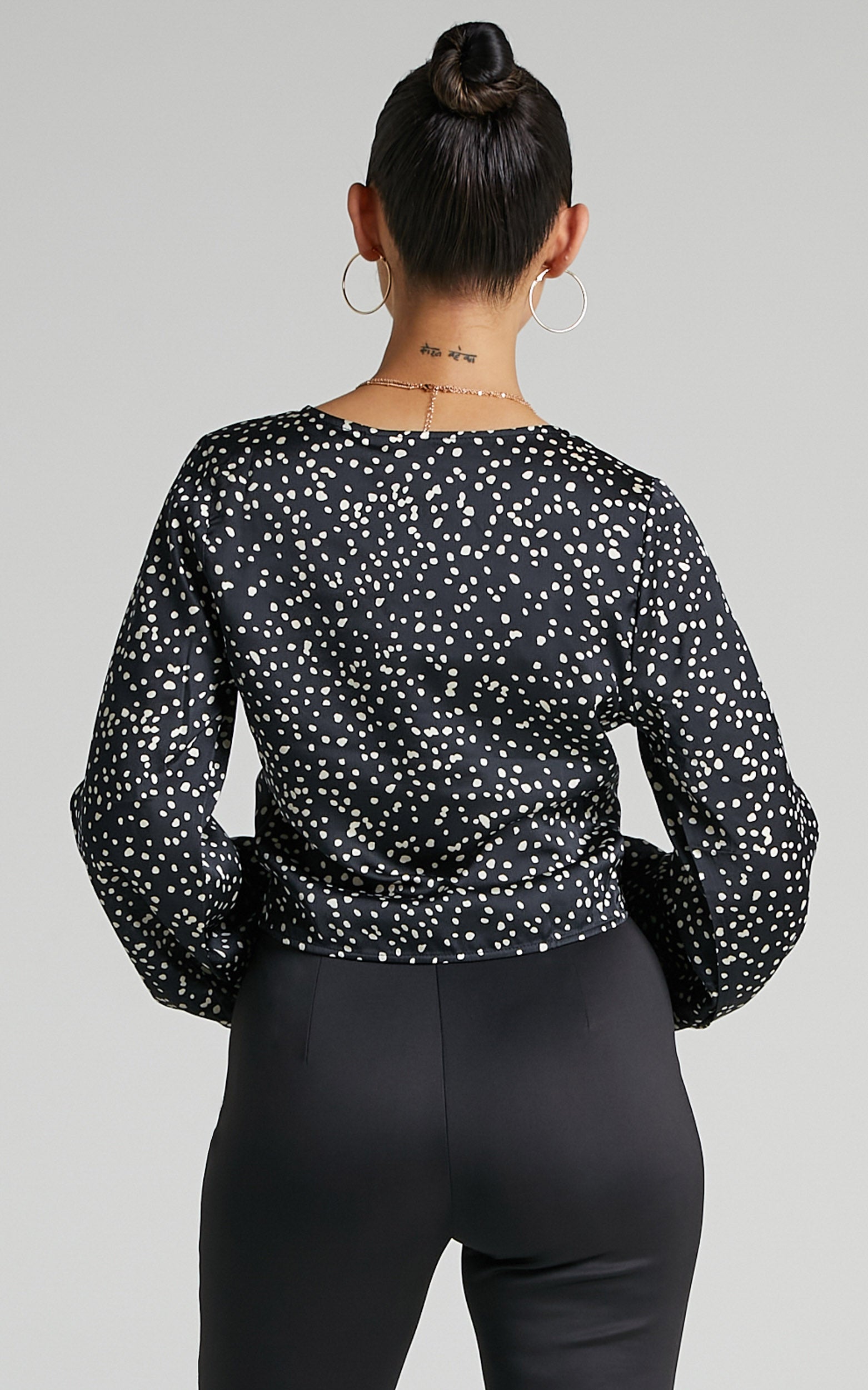 Fingal Top - Balloon Sleeve Tie Front Top in Black Spot