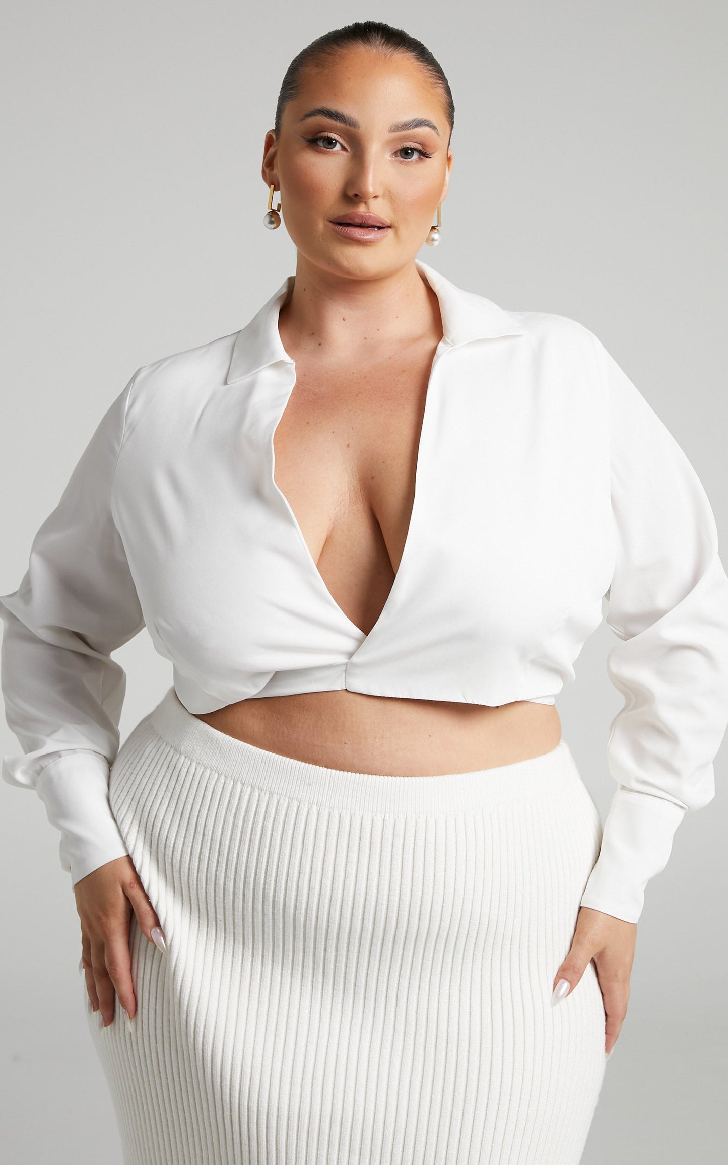 Friederike Shirt - Cropped Tie Back Wrap Shirt in White