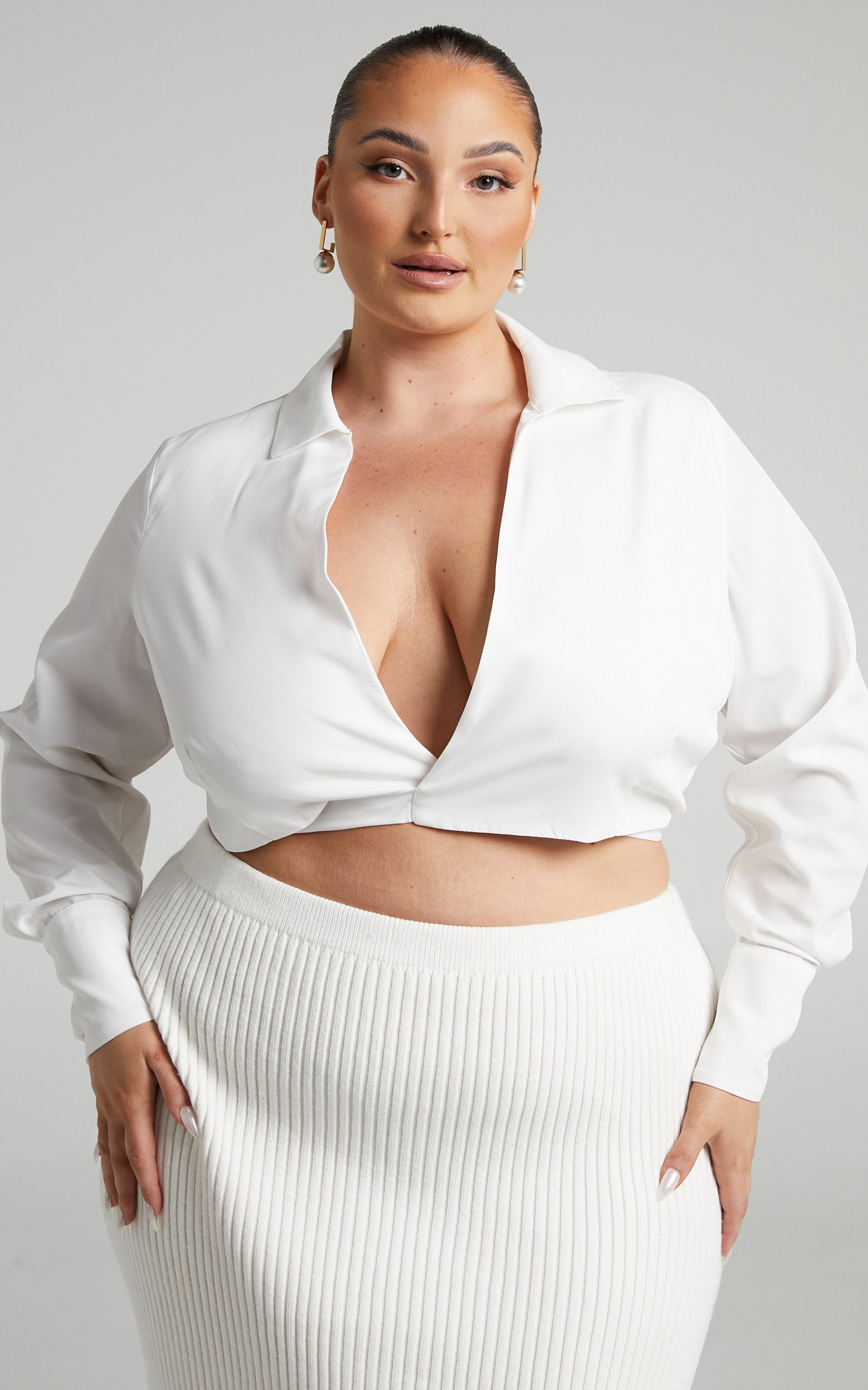Friederike Shirt - Cropped Tie Back Wrap Shirt in White