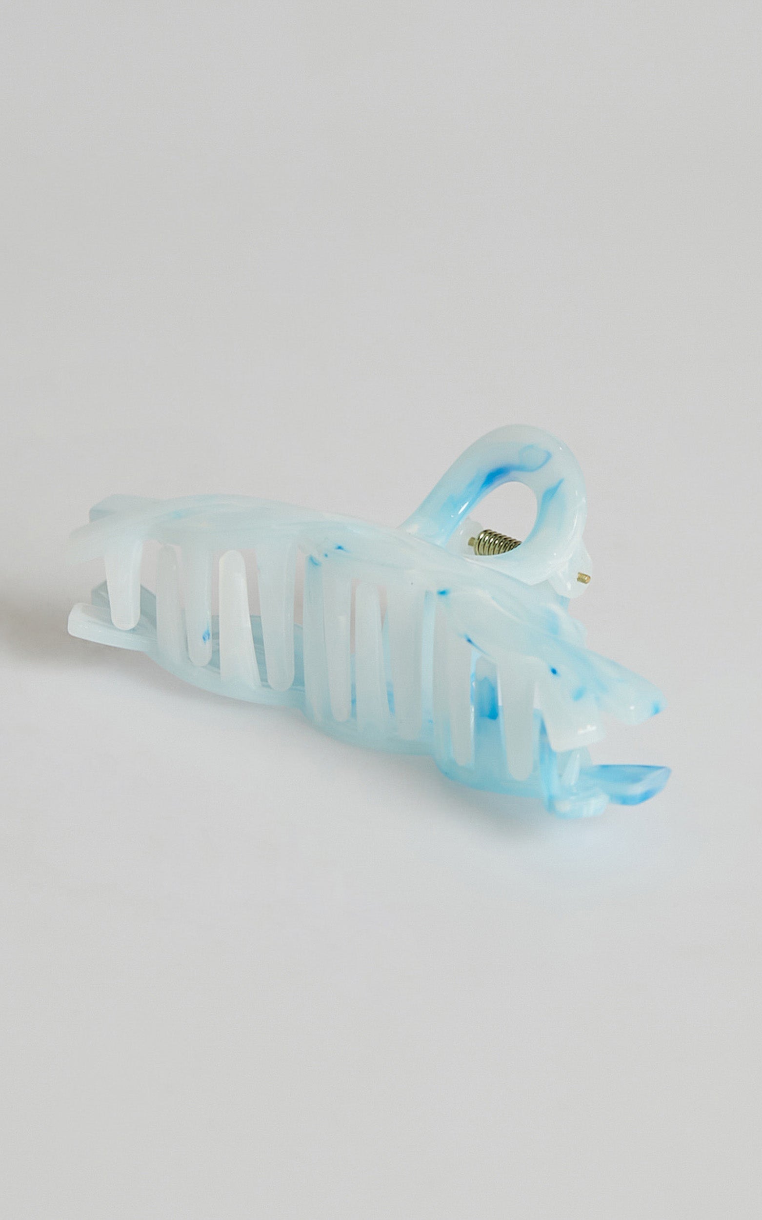 Gertrude Twist Hair Clip in Blue