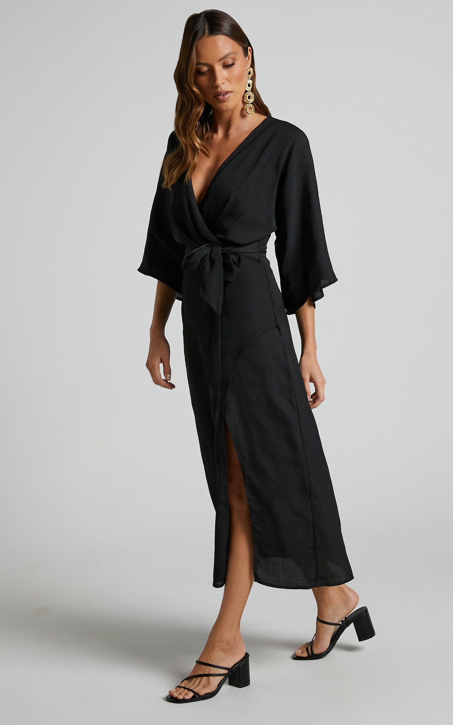 Hanlou Midi Dress - Long Sleeve Plunge Wrap Dress in Black