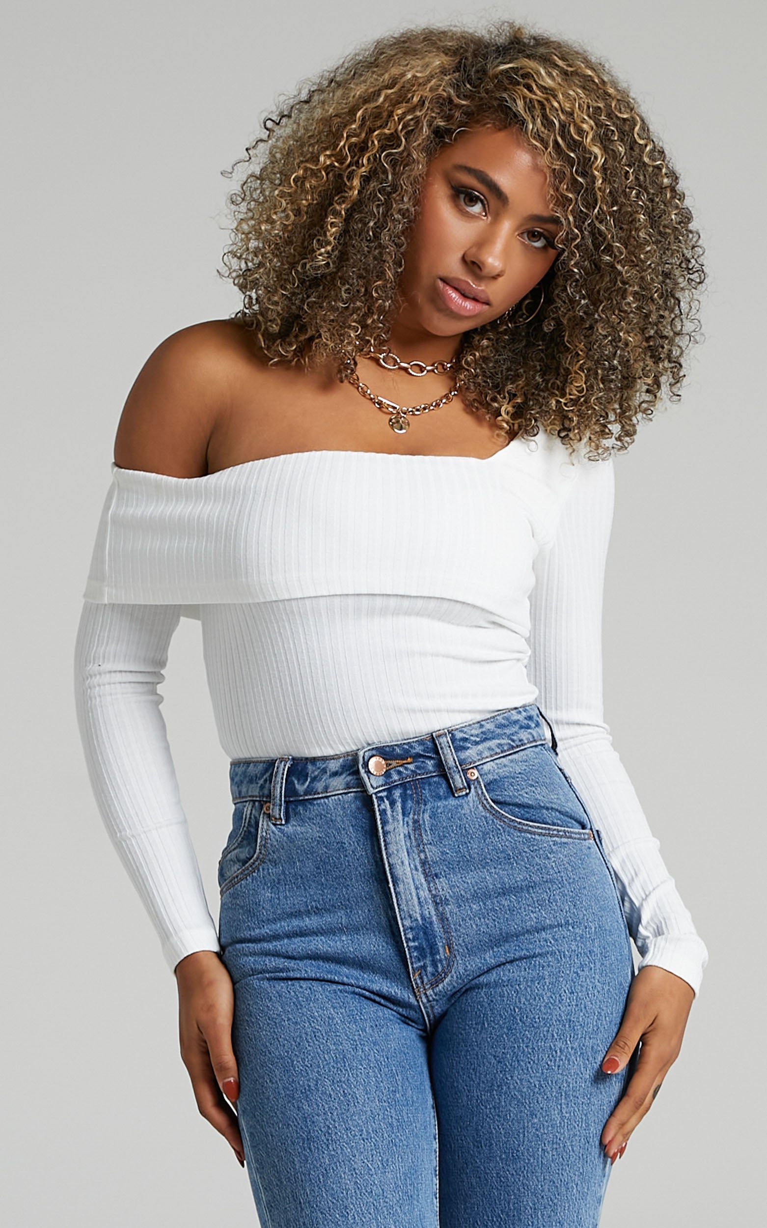 Harvie Top - Asymmetrical Neckline with Long Sleeve Top in White